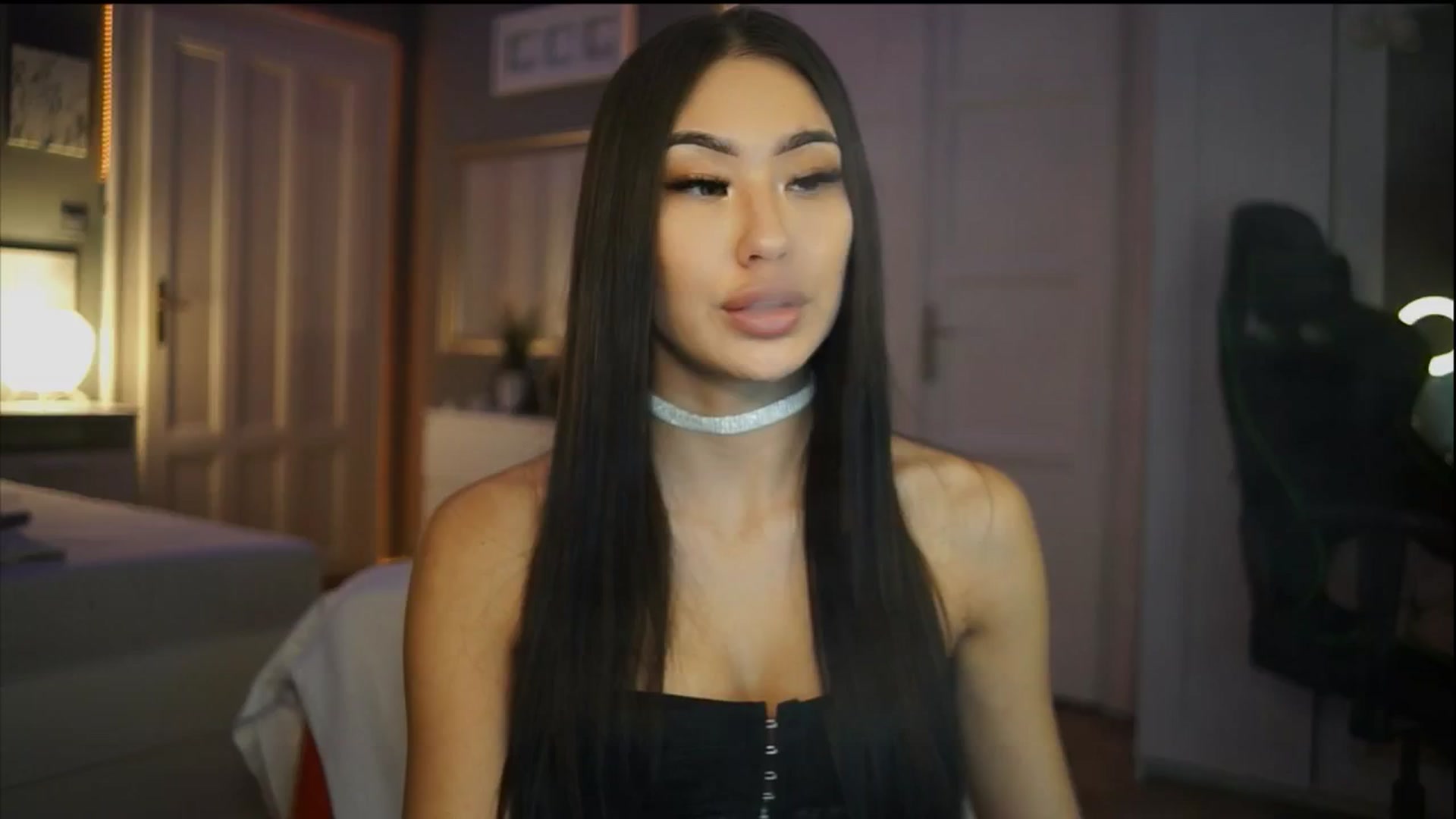 Gallery image thumbnail from SimpleMai's myfreecams stream on, 03/03/2026, 22:11 image 14 of 20