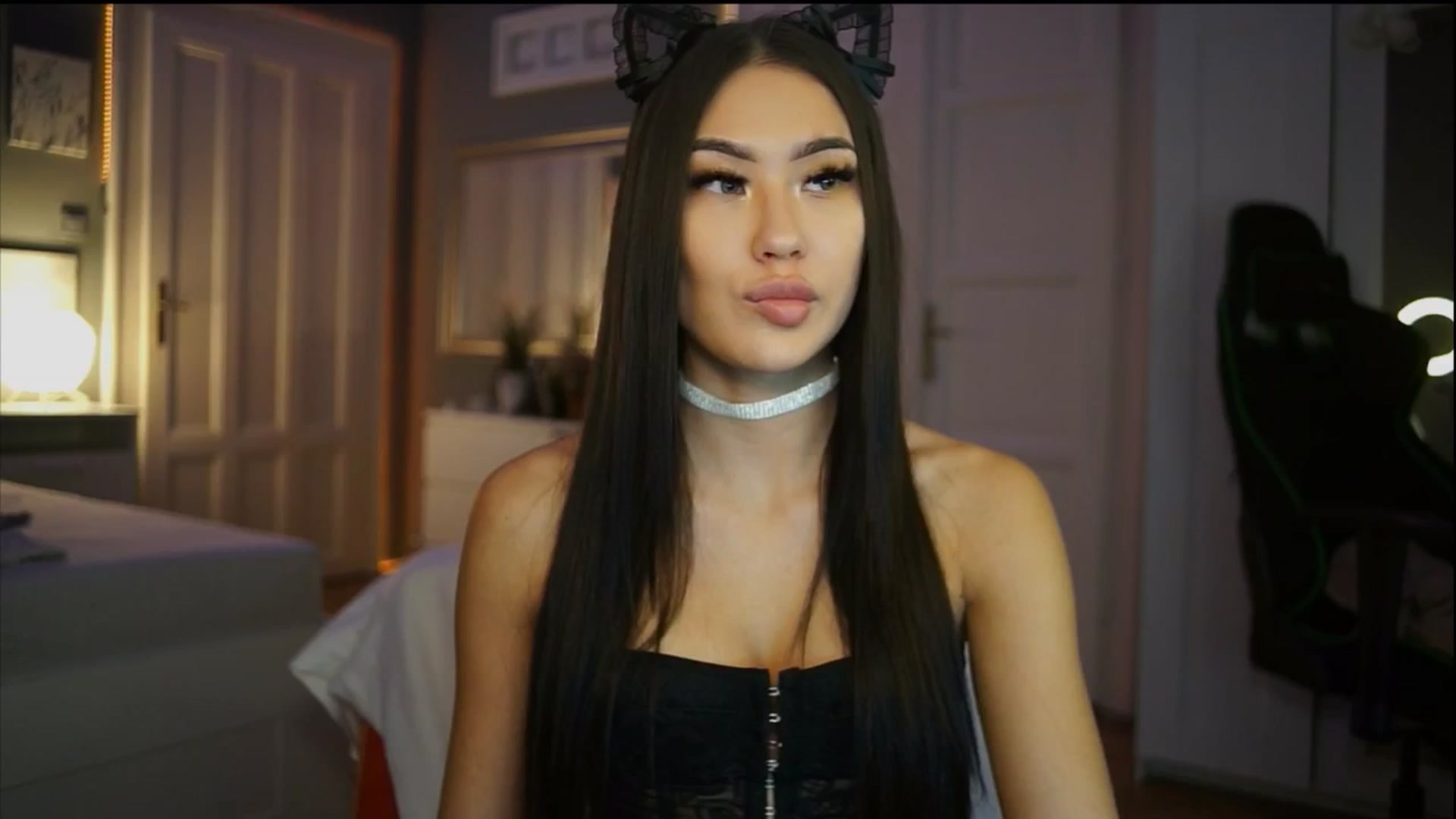 Gallery image thumbnail from SimpleMai's myfreecams stream on, 03/03/2026, 23:01 image 13 of 20