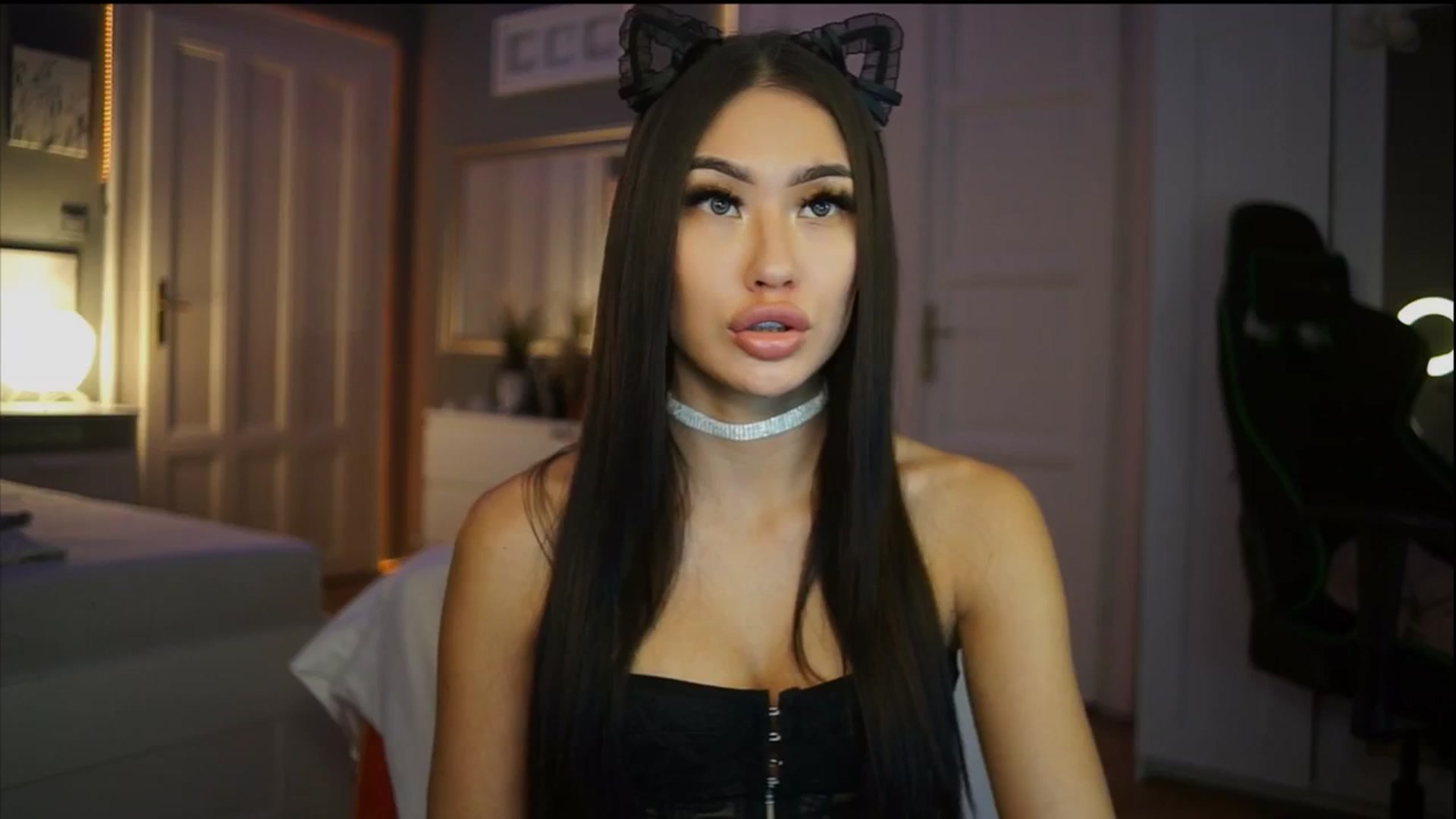 Gallery image thumbnail from SimpleMai's myfreecams stream on, 03/03/2026, 23:01 image 19 of 20