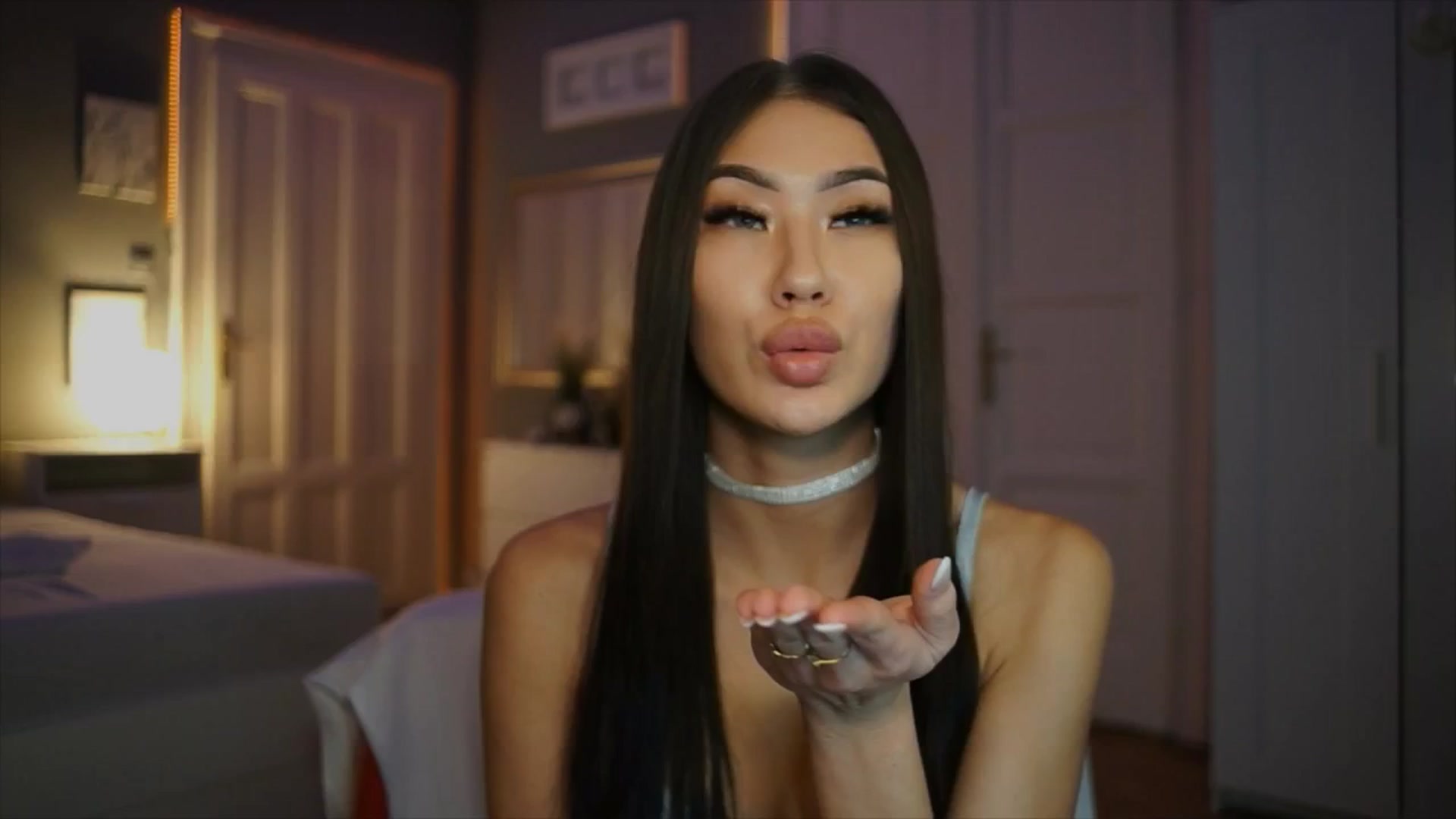 Gallery image thumbnail from SimpleMai's myfreecams stream on, 03/08/2026, 21:00 image 17 of 20