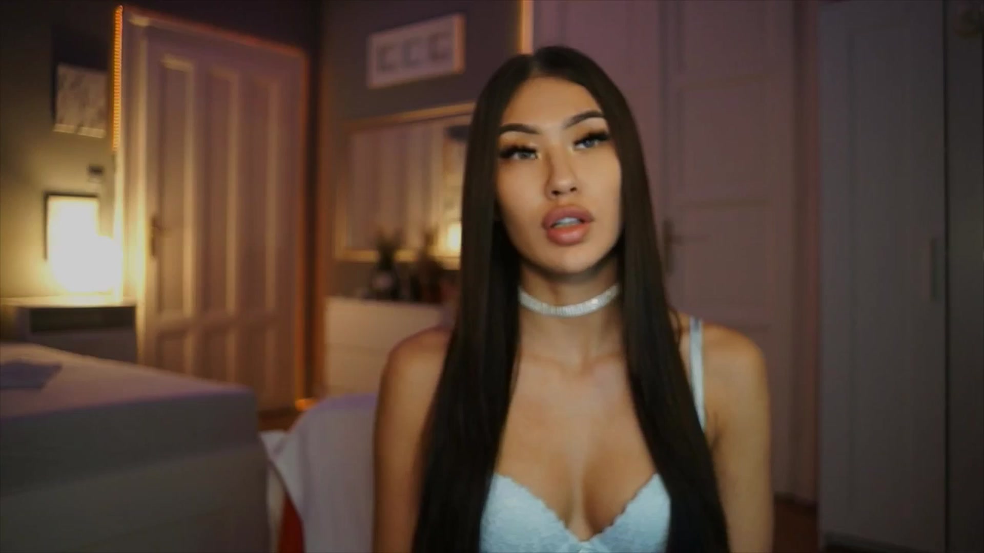 Gallery image thumbnail from SimpleMai's myfreecams stream on, 03/08/2026, 22:03 image 17 of 20