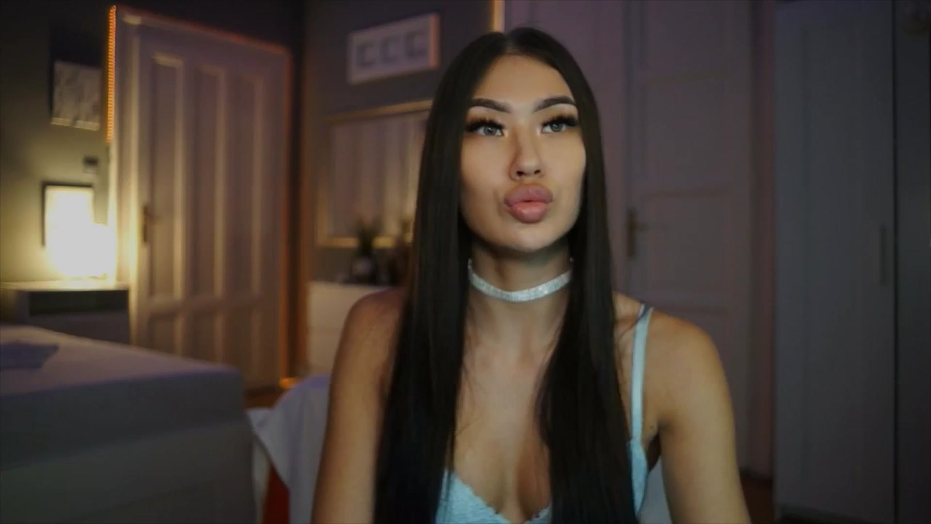 Gallery image thumbnail from SimpleMai's myfreecams stream on, 03/08/2026, 22:03 image 5 of 20