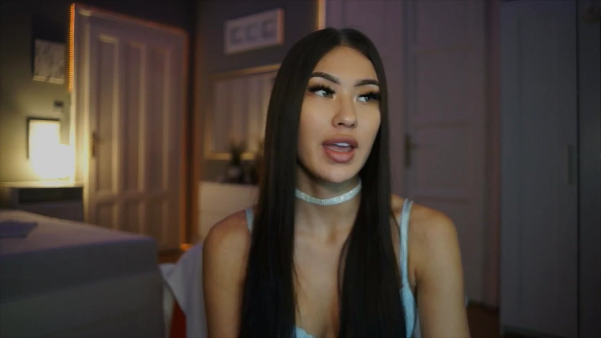 Gallery image thumbnail from SimpleMai's myfreecams stream on, 03/08/2026, 22:03 image 12 of 20