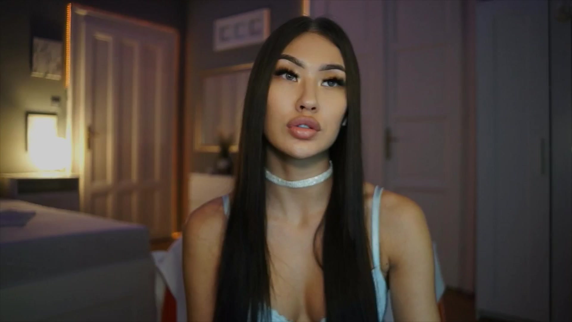 Gallery image thumbnail from SimpleMai's myfreecams stream on, 03/08/2026, 22:03 image 14 of 20