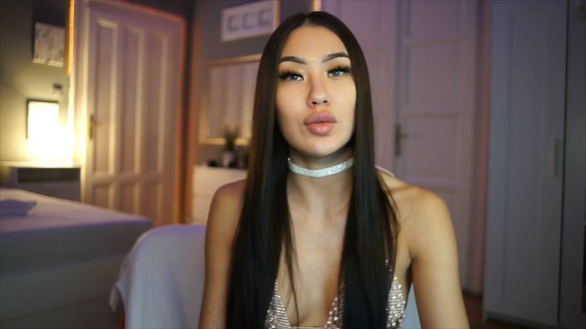 Gallery image thumbnail from SimpleMai's myfreecams stream on, 03/09/2026, 18:42 image 17 of 20