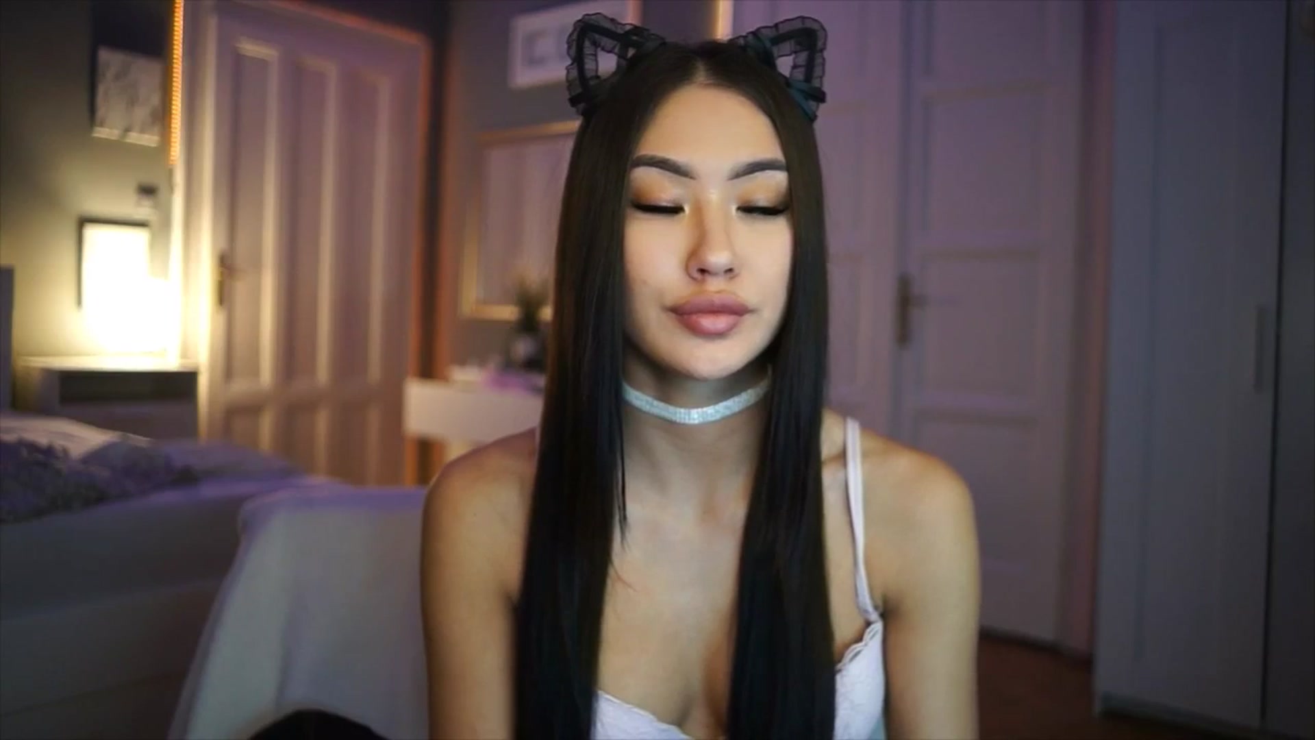 Gallery image thumbnail from SimpleMai's myfreecams stream on, 03/11/2026, 22:06 image 14 of 20