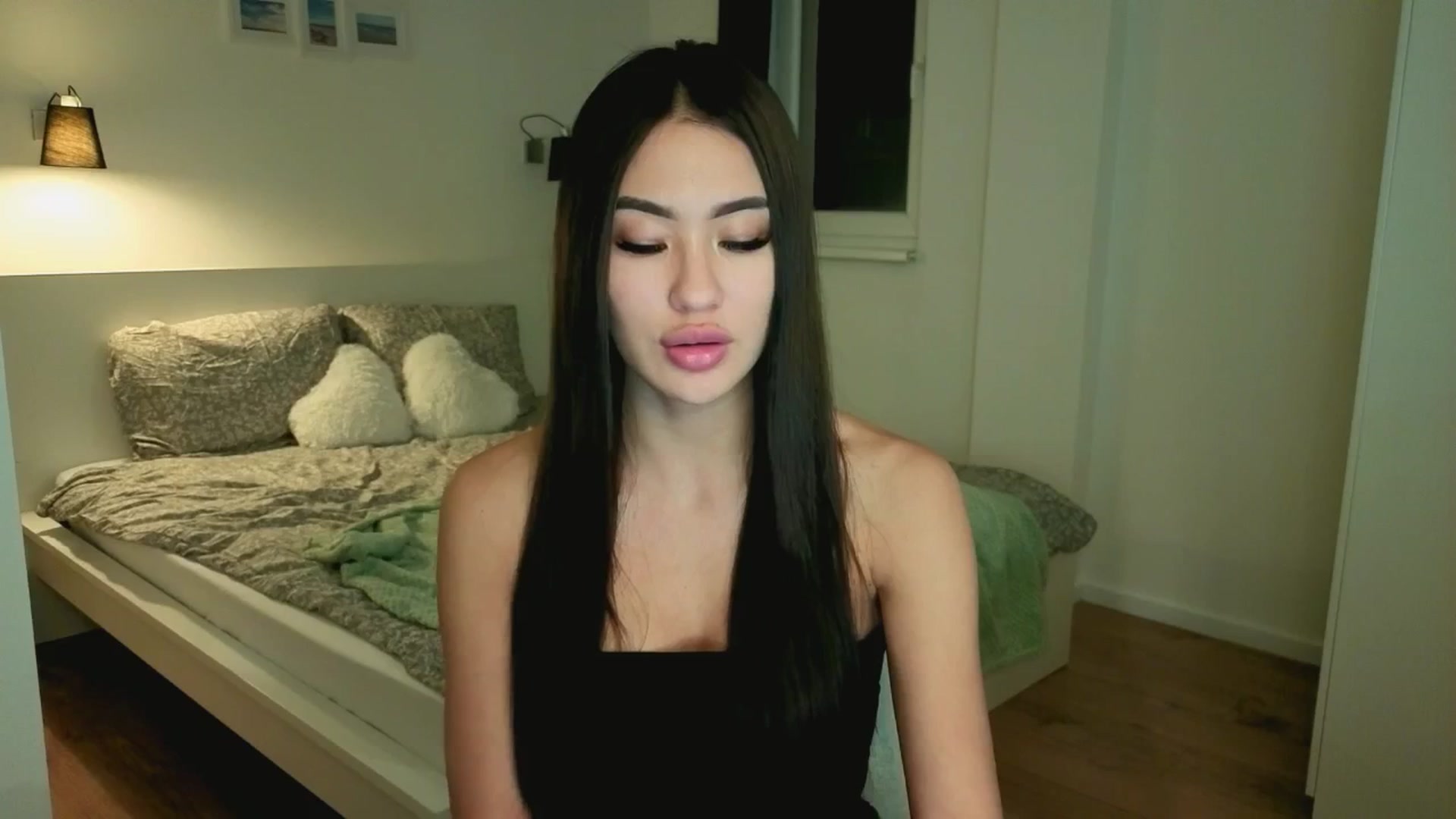 Gallery image thumbnail from SimpleMai's myfreecams stream on, 03/14/2026, 20:37 image 2 of 20