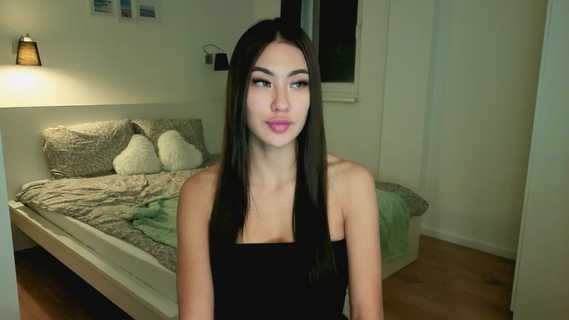 Gallery image thumbnail from SimpleMai's myfreecams stream on, 03/14/2026, 20:37 image 6 of 20