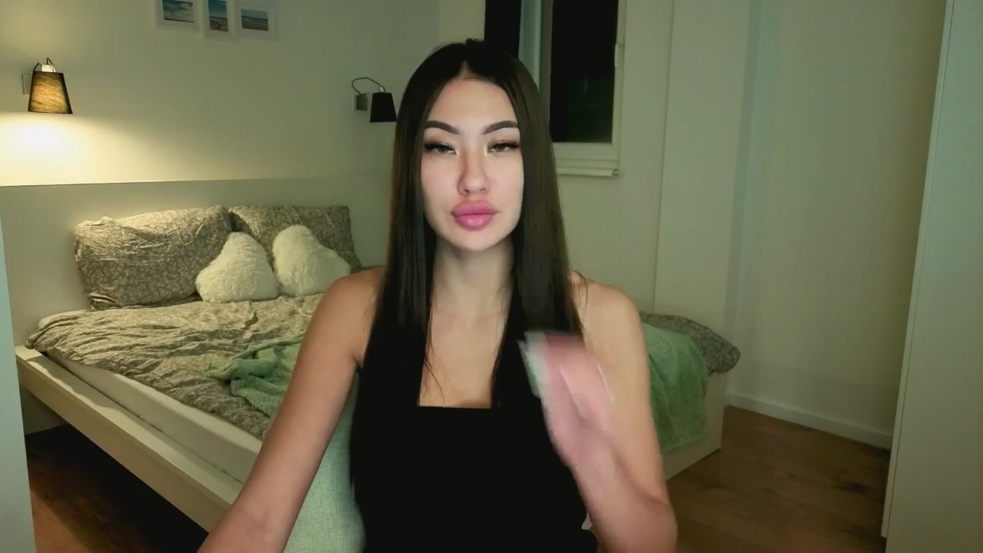 Gallery image thumbnail from SimpleMai's myfreecams stream on, 03/14/2026, 20:37 image 5 of 20