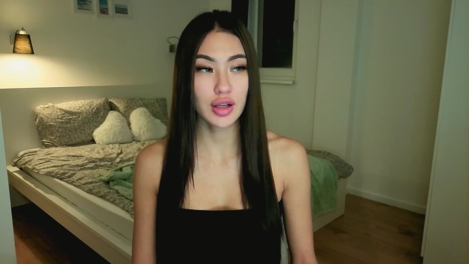 Gallery image thumbnail from SimpleMai's myfreecams stream on, 03/14/2026, 20:37 image 7 of 20