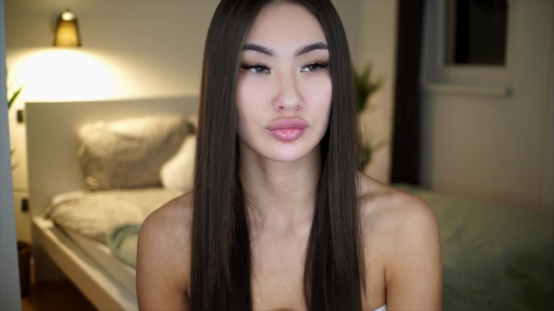 Gallery image thumbnail from SimpleMai's myfreecams stream on, 03/15/2026, 23:36 image 4 of 20