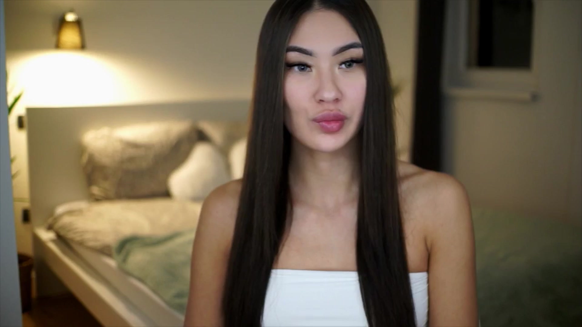 Gallery image thumbnail from SimpleMai's myfreecams stream on, 03/15/2026, 23:36 image 6 of 20