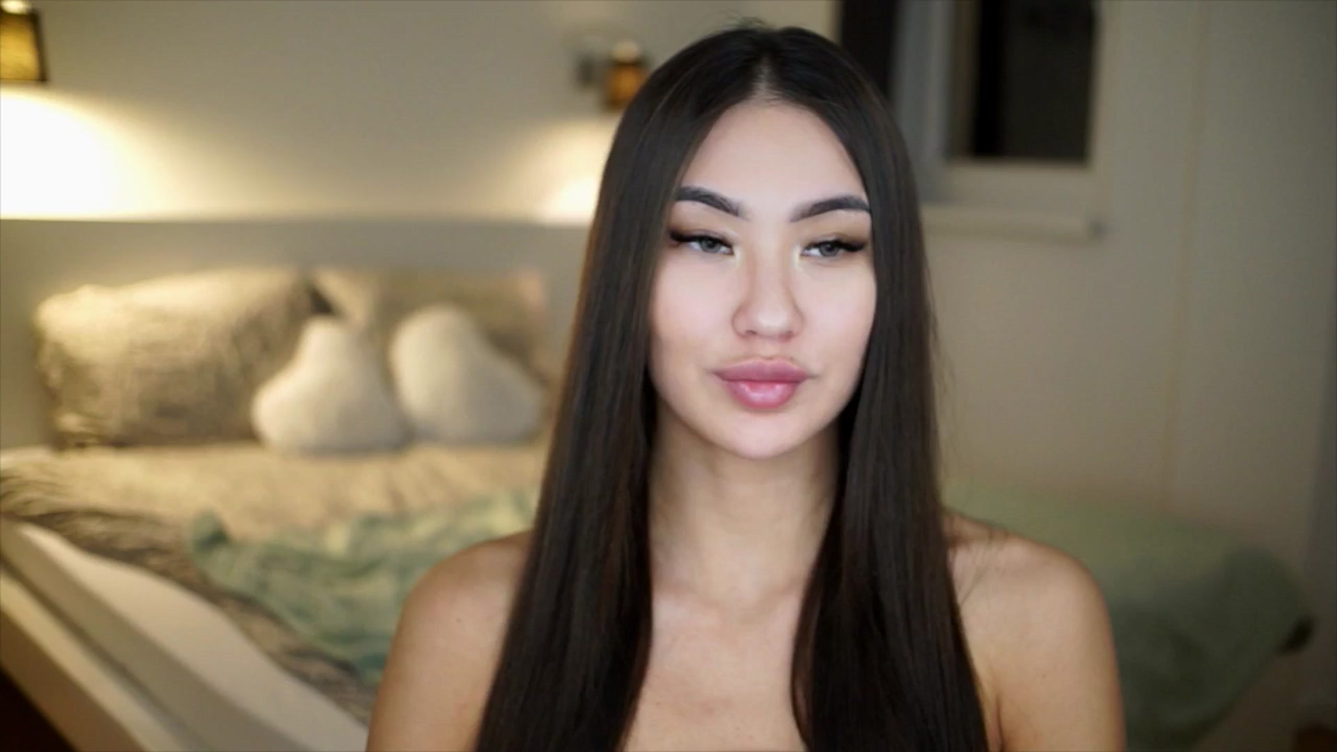 Gallery image thumbnail from SimpleMai's myfreecams stream on, 03/16/2026, 24:14 image 1 of 20