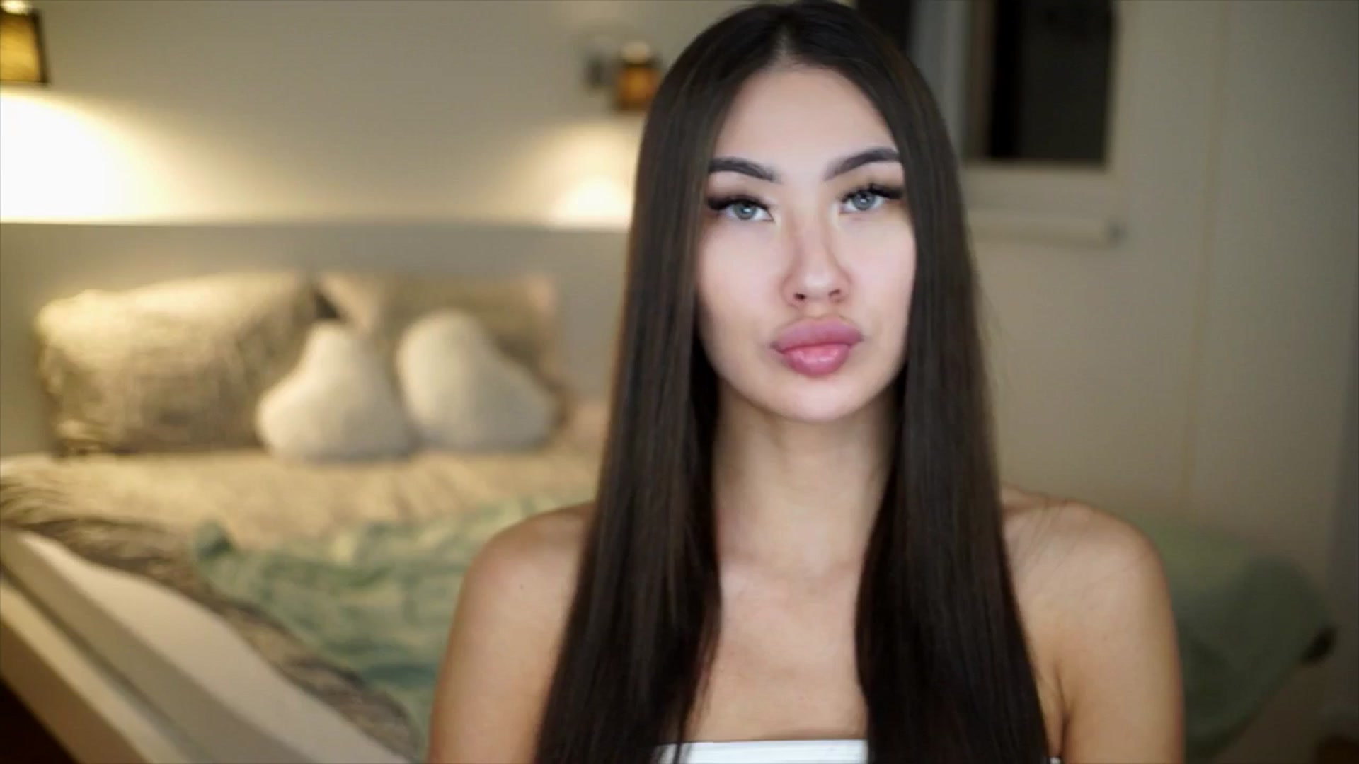 Gallery image thumbnail from SimpleMai's myfreecams stream on, 03/16/2026, 24:14 image 5 of 20