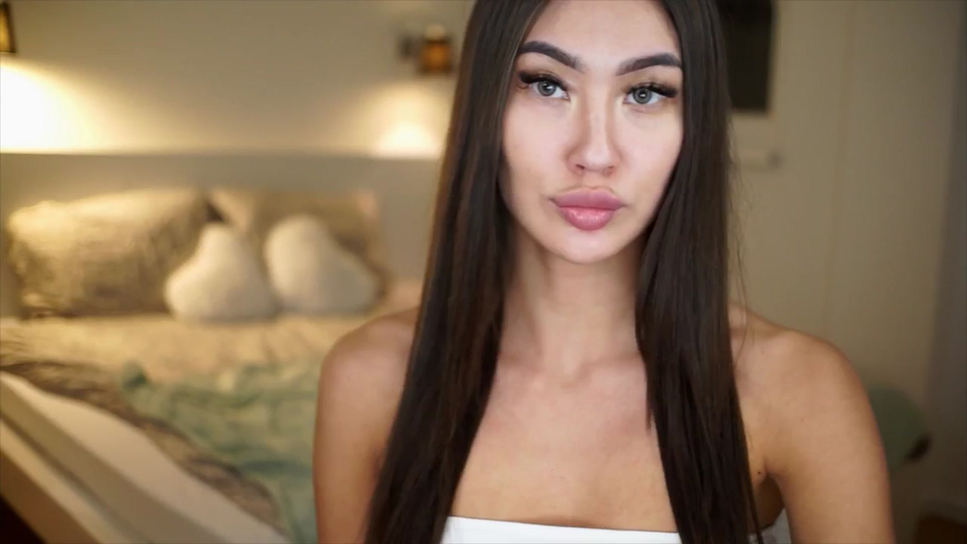 Gallery image thumbnail from SimpleMai's myfreecams stream on, 03/16/2026, 24:14 image 20 of 20