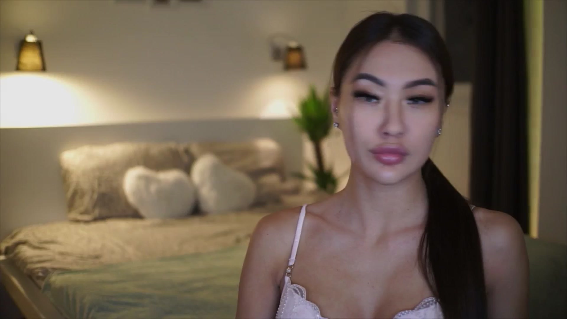 Gallery image thumbnail from SimpleMai's myfreecams stream on, 03/18/2026, 19:54 image 3 of 20