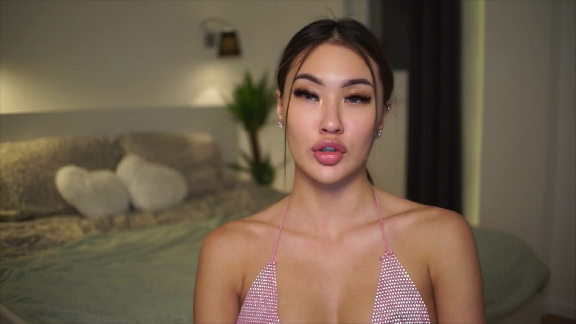 Gallery image thumbnail from SimpleMai's myfreecams stream on, 03/19/2026, 23:06 image 4 of 20