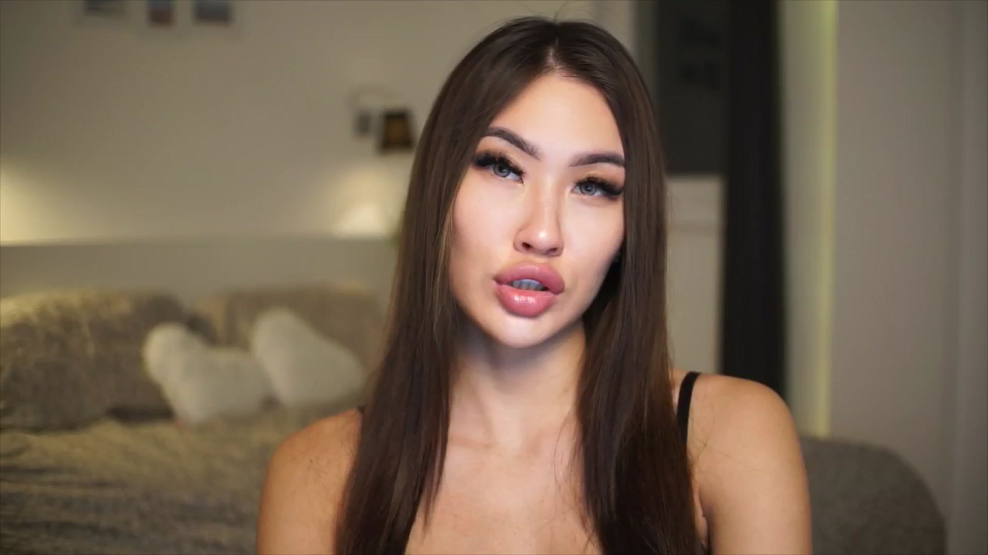 Gallery image thumbnail from SimpleMai's myfreecams stream on, 03/23/2026, 20:04 image 6 of 20