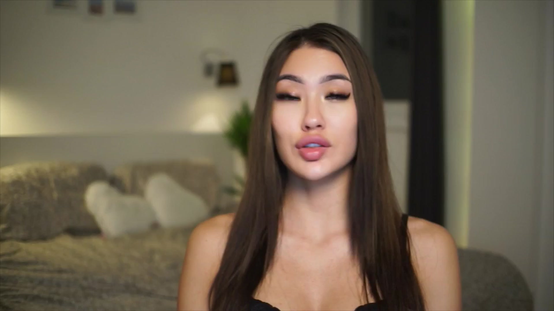 Gallery image thumbnail from SimpleMai's myfreecams stream on, 03/23/2026, 20:53 image 6 of 20