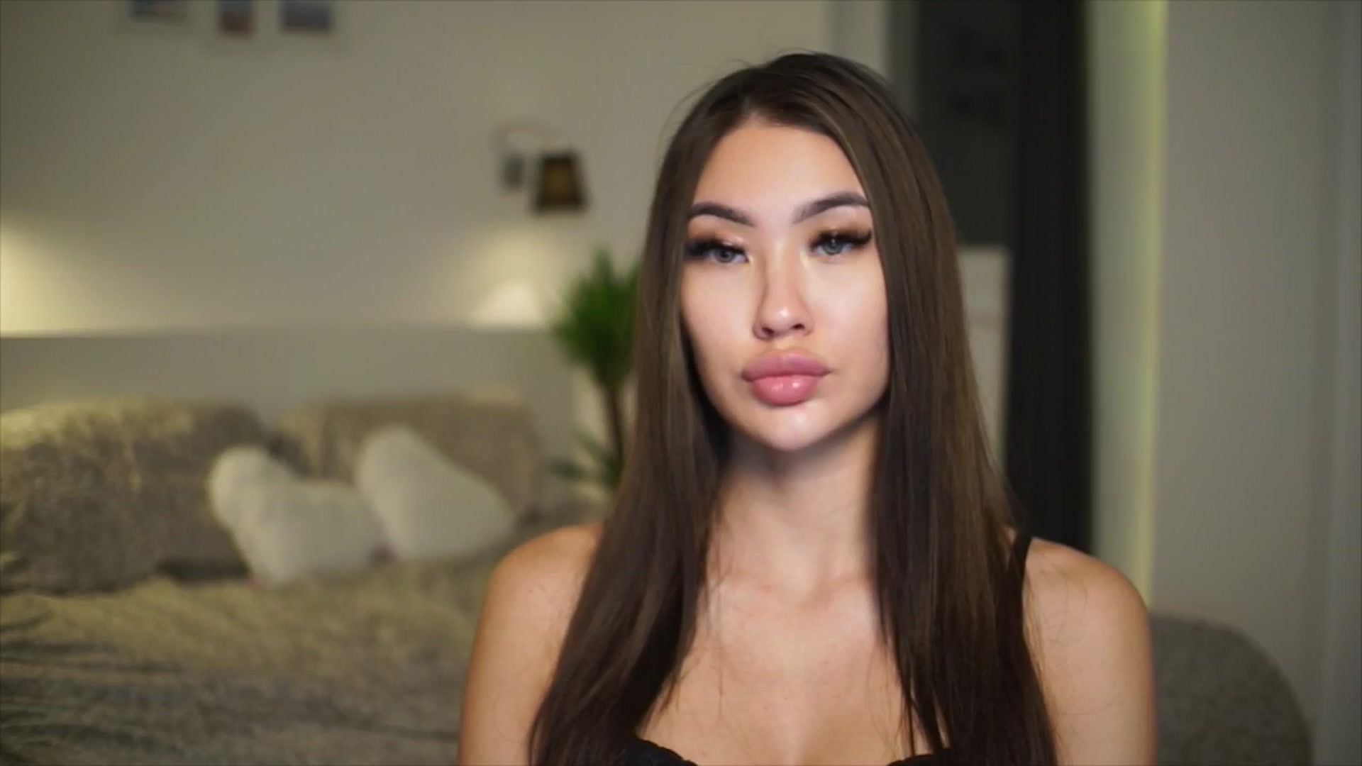 Gallery image thumbnail from SimpleMai's myfreecams stream on, 03/23/2026, 20:53 image 8 of 20
