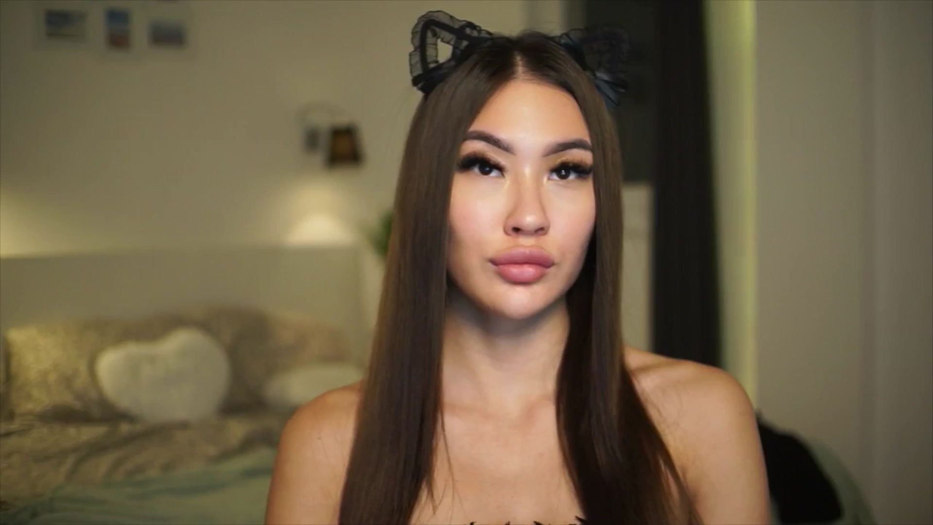 Gallery image thumbnail from SimpleMai's myfreecams stream on, 03/24/2026, 20:45 image 15 of 20