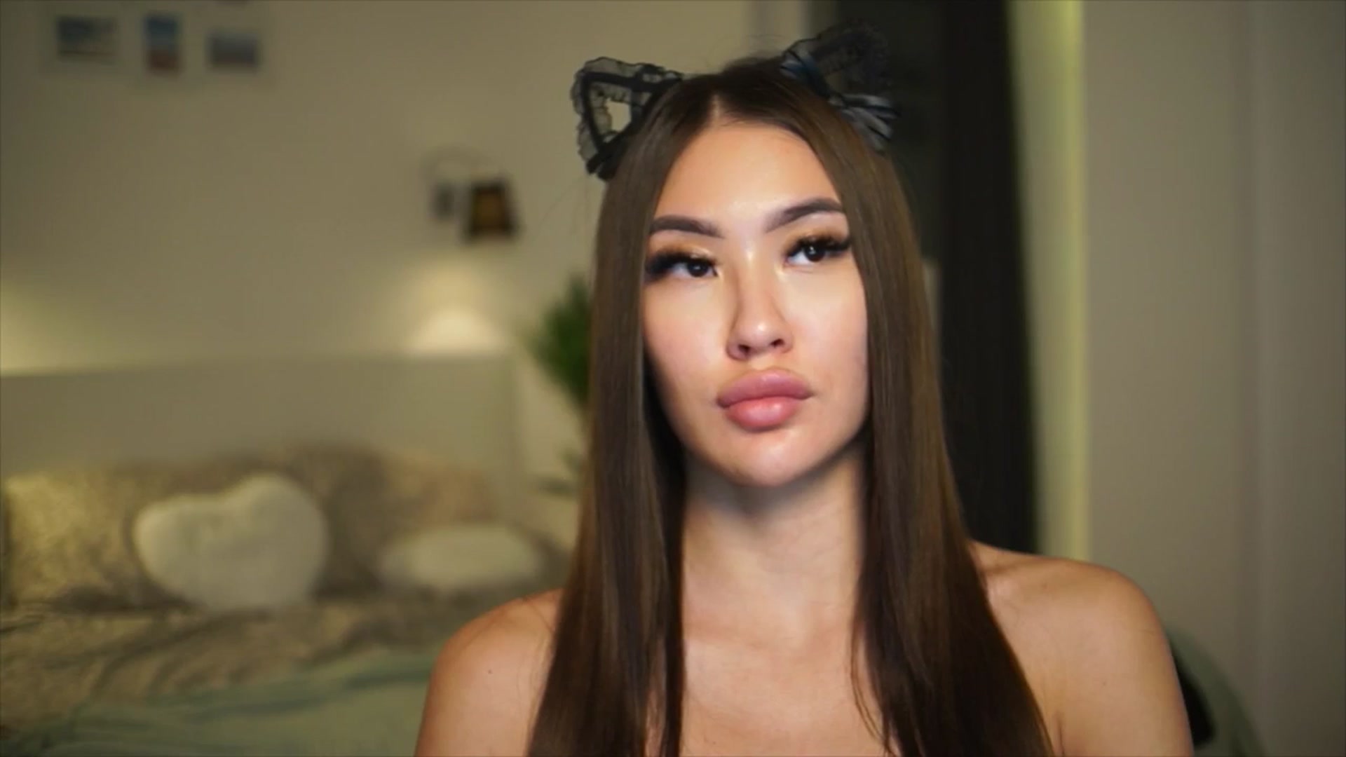 Gallery image thumbnail from SimpleMai's myfreecams stream on, 03/24/2026, 22:21 image 19 of 20