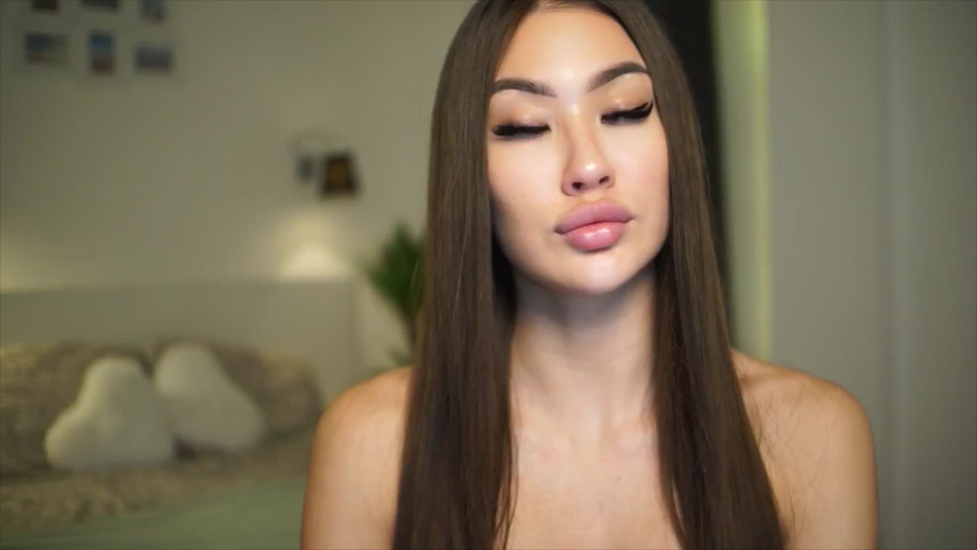 Gallery image thumbnail from SimpleMai's myfreecams stream on, 03/27/2026, 20:02 image 5 of 20