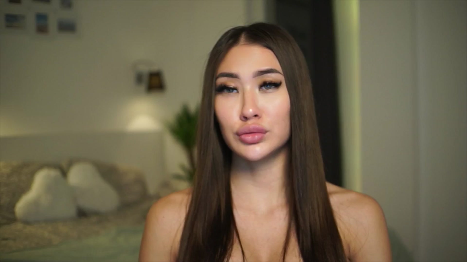 Gallery image thumbnail from SimpleMai's myfreecams stream on, 03/27/2026, 21:11 image 3 of 20