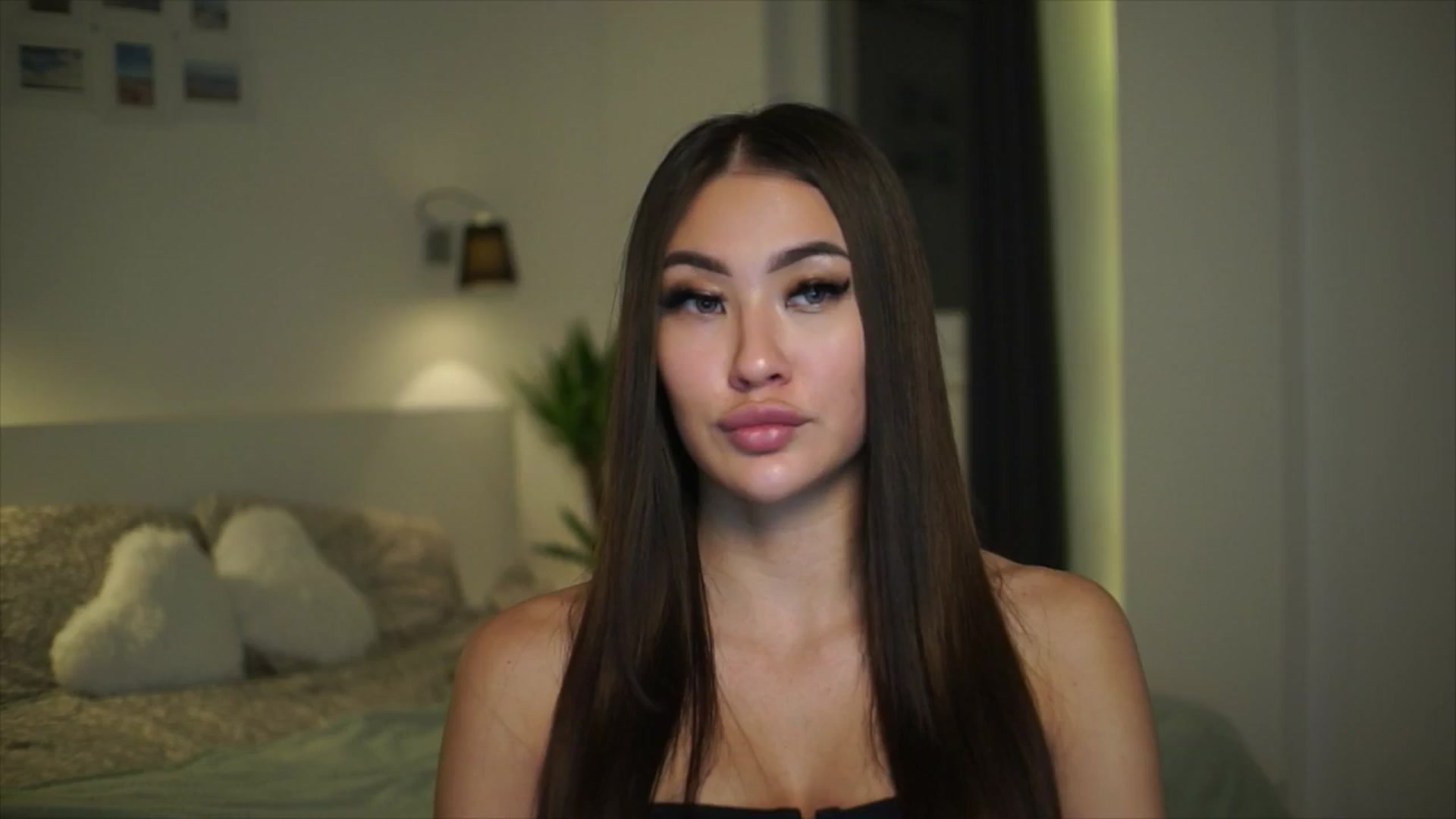 Gallery image thumbnail from SimpleMai's myfreecams stream on, 03/27/2026, 21:11 image 15 of 20