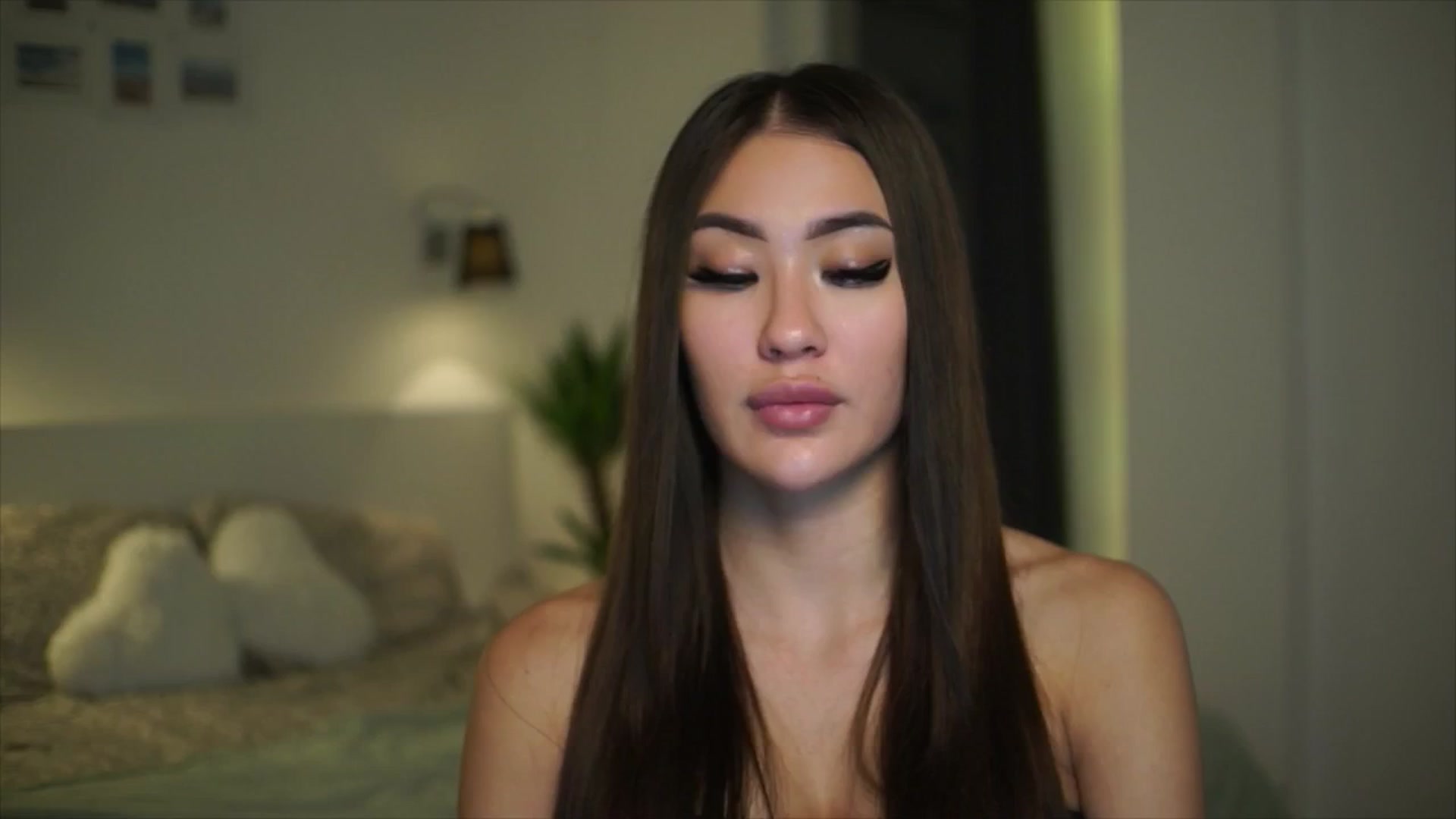 Gallery image thumbnail from SimpleMai's myfreecams stream on, 03/27/2026, 21:11 image 18 of 20