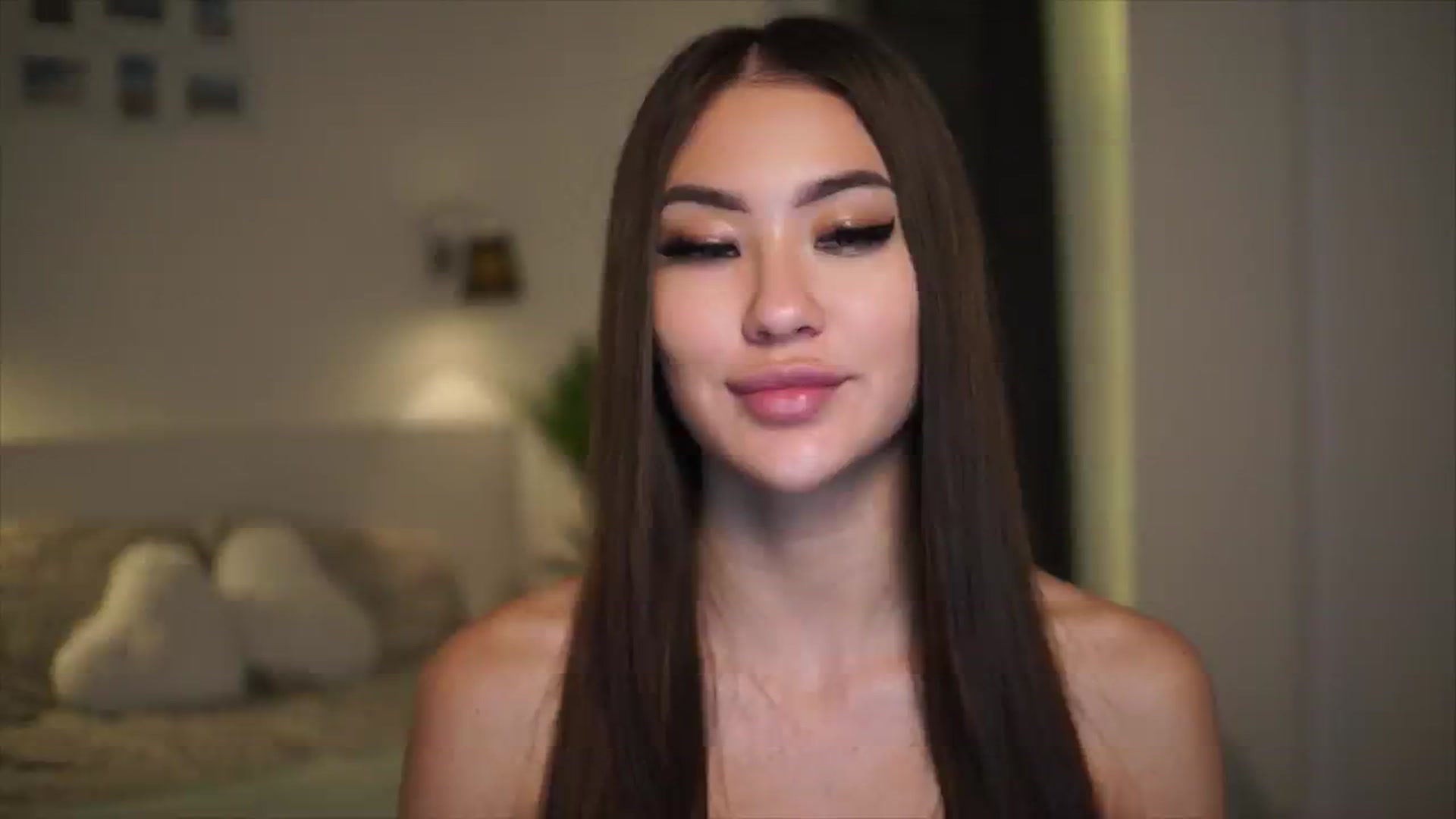 Gallery image thumbnail from SimpleMai's myfreecams stream on, 03/27/2026, 23:06 image 5 of 20