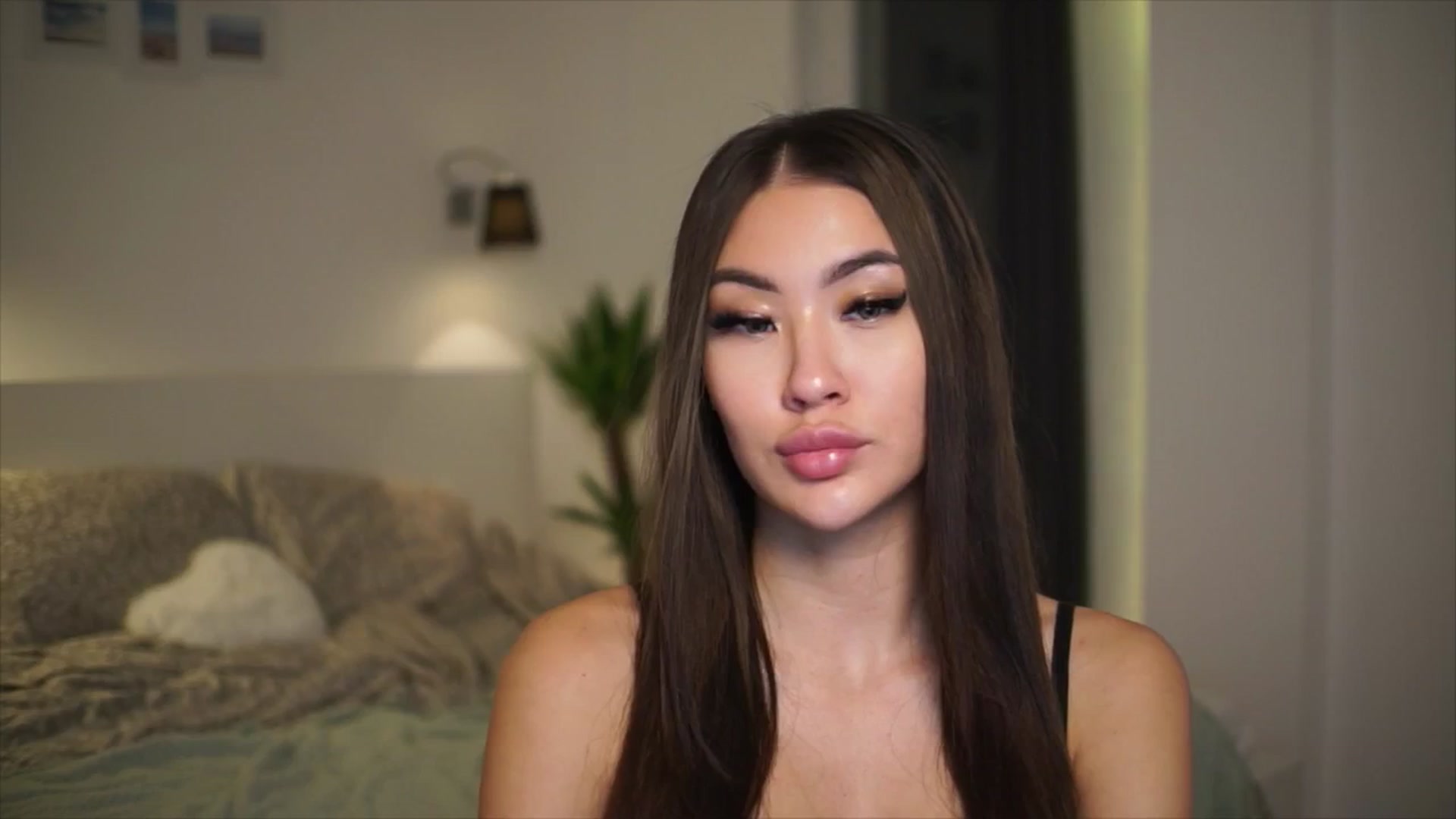 Gallery image thumbnail from SimpleMai's myfreecams stream on, 03/28/2026, 23:05 image 18 of 20