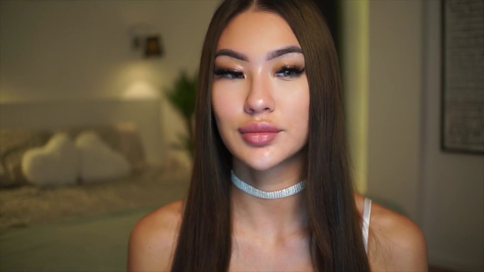Gallery image thumbnail from SimpleMai's myfreecams stream on, 03/31/2026, 18:14 image 15 of 20