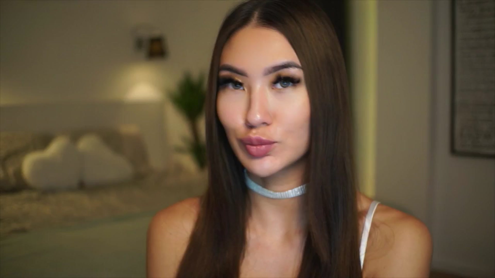 Gallery image thumbnail from SimpleMai's myfreecams stream on, 03/31/2026, 18:14 image 10 of 20