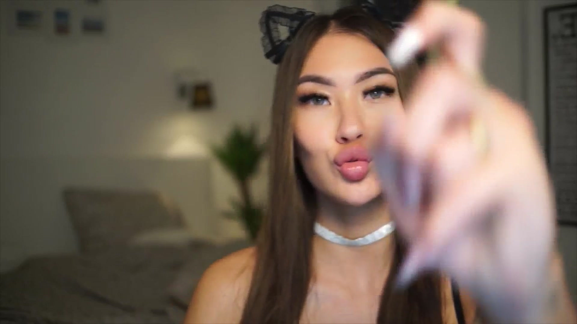 Gallery image thumbnail from SimpleMai's myfreecams stream on, 04/06/2026, 23:55 image 4 of 20