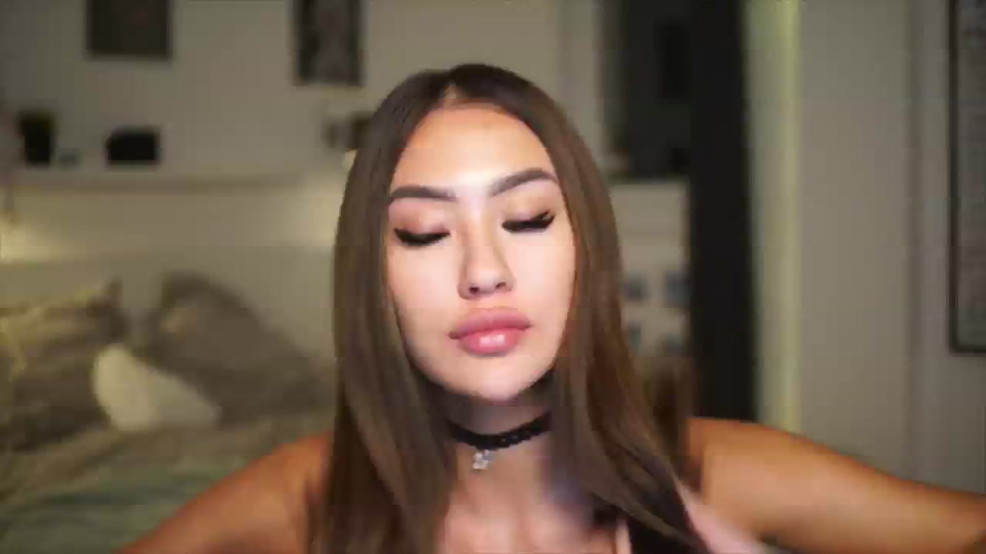 Gallery image thumbnail from SimpleMai's myfreecams stream on, 04/09/2026, 22:23 image 7 of 20
