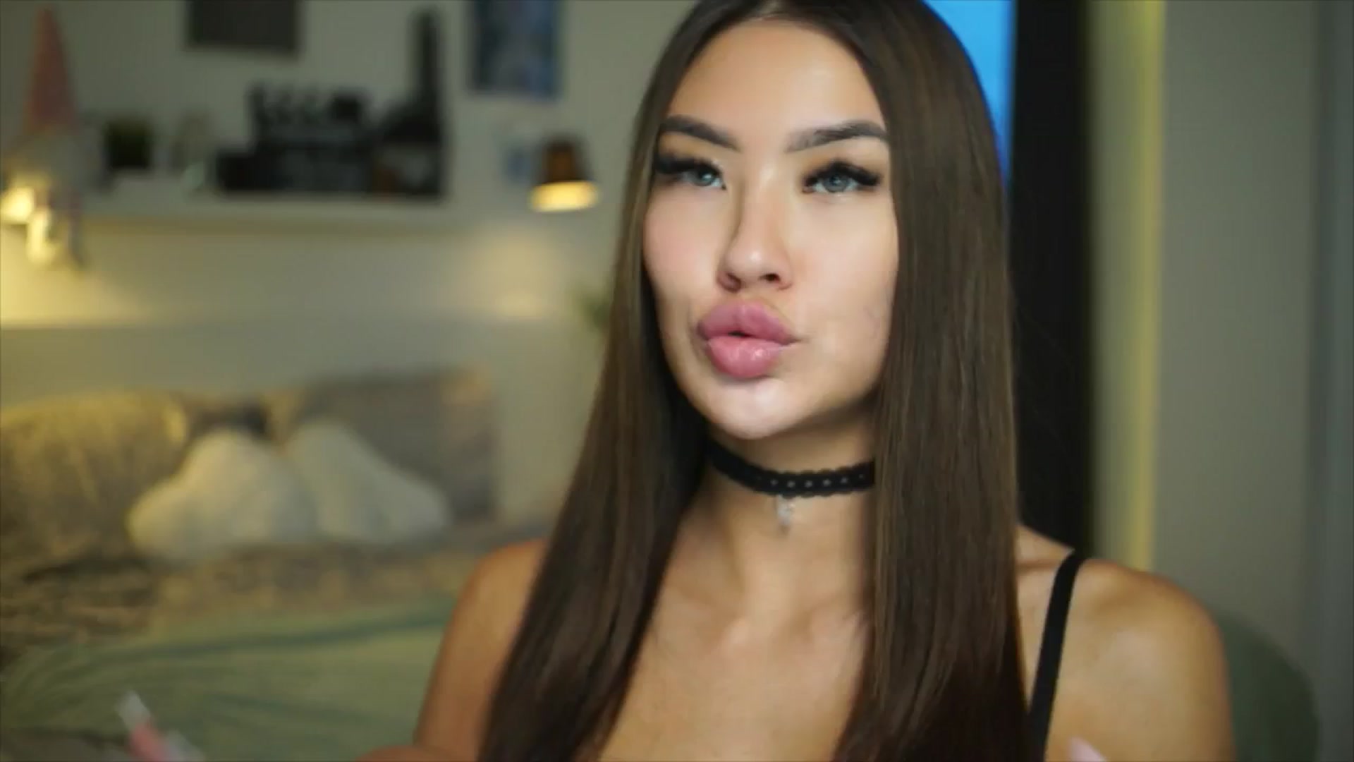 Gallery image thumbnail from SimpleMai's myfreecams stream on, 04/12/2026, 18:00 image 8 of 20