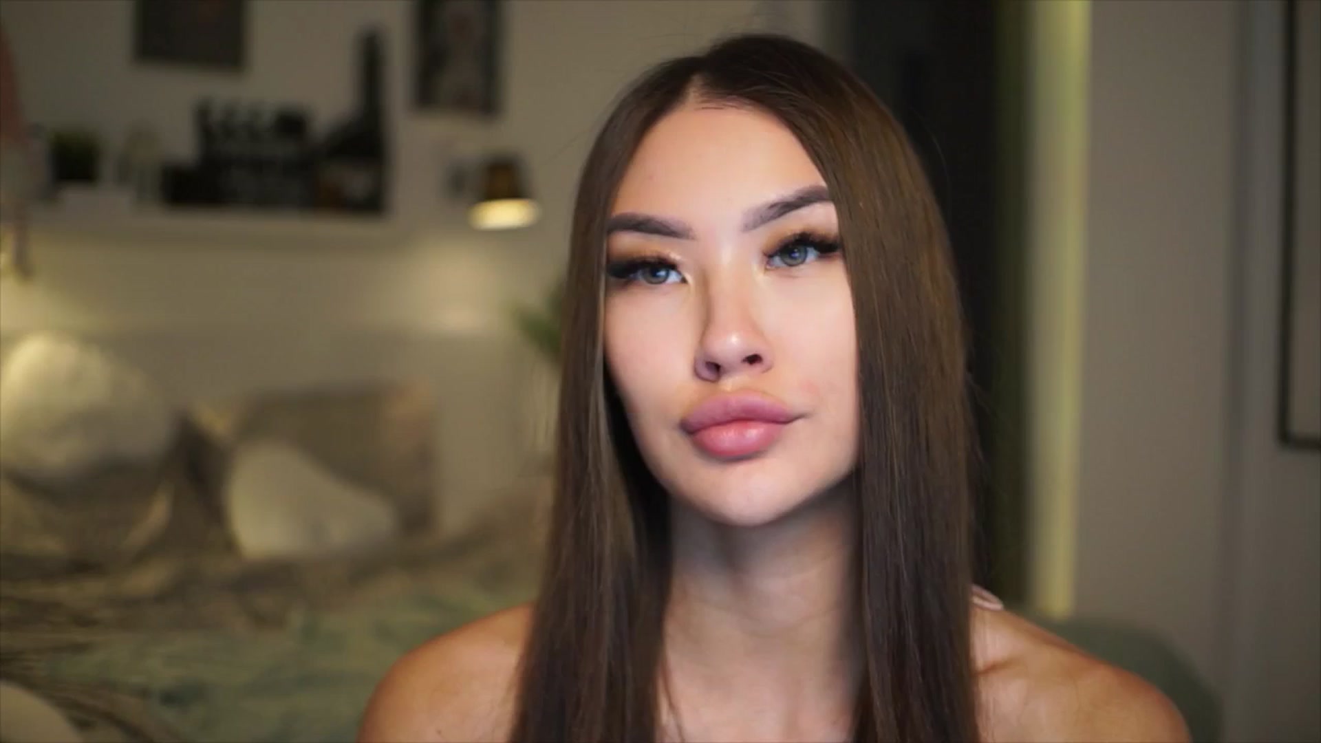 Gallery image thumbnail from SimpleMai's myfreecams stream on, 04/16/2026, 18:46 image 1 of 20