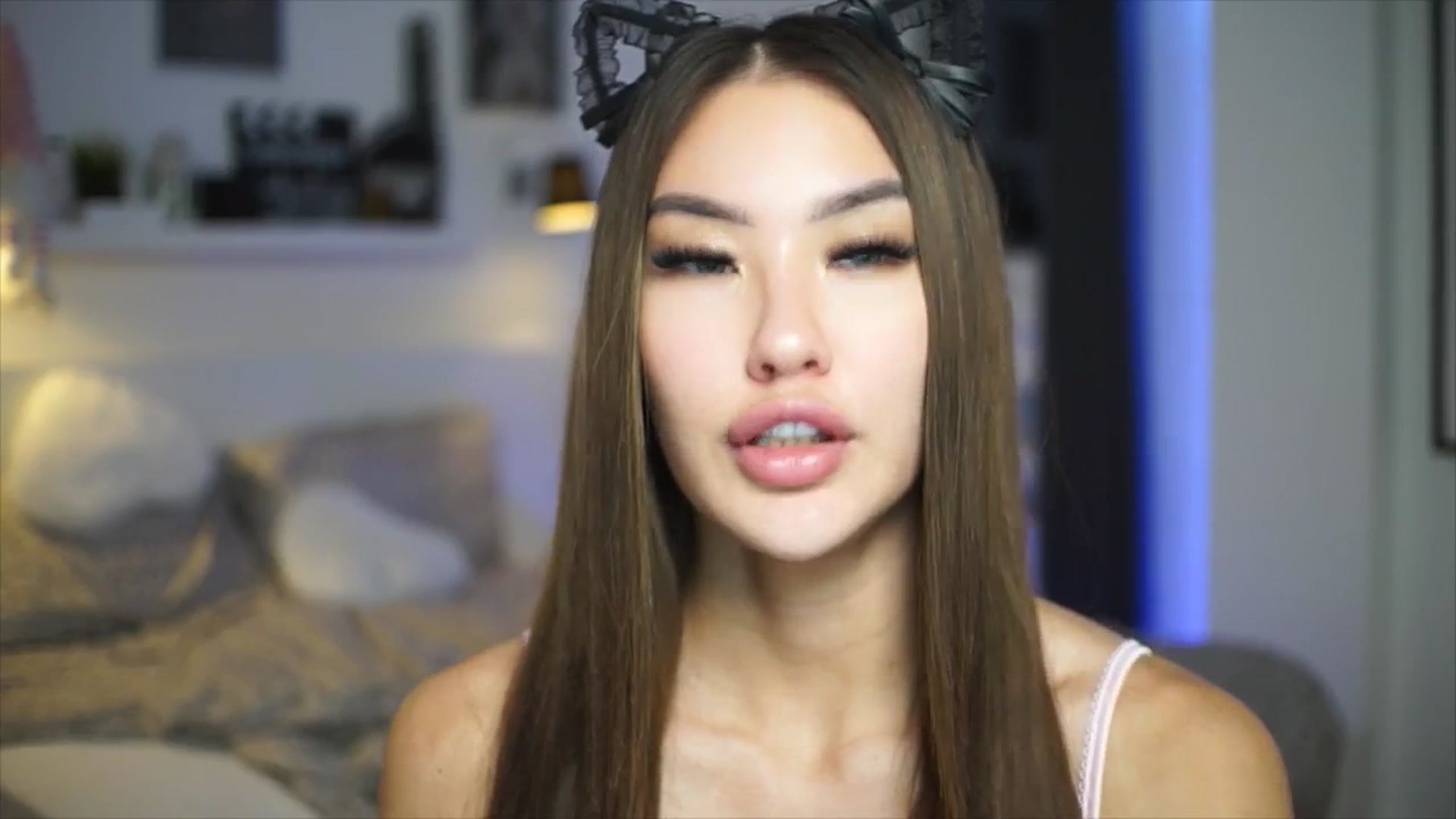 Gallery image thumbnail from SimpleMai's myfreecams stream on, 04/17/2026, 19:48 image 18 of 20