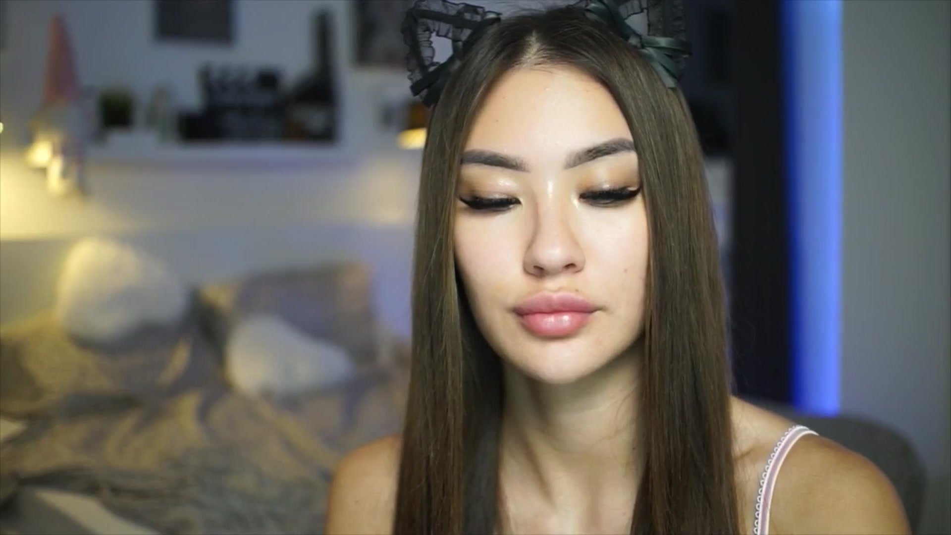 Gallery image thumbnail from SimpleMai's myfreecams stream on, 04/18/2026, 18:36 image 16 of 20