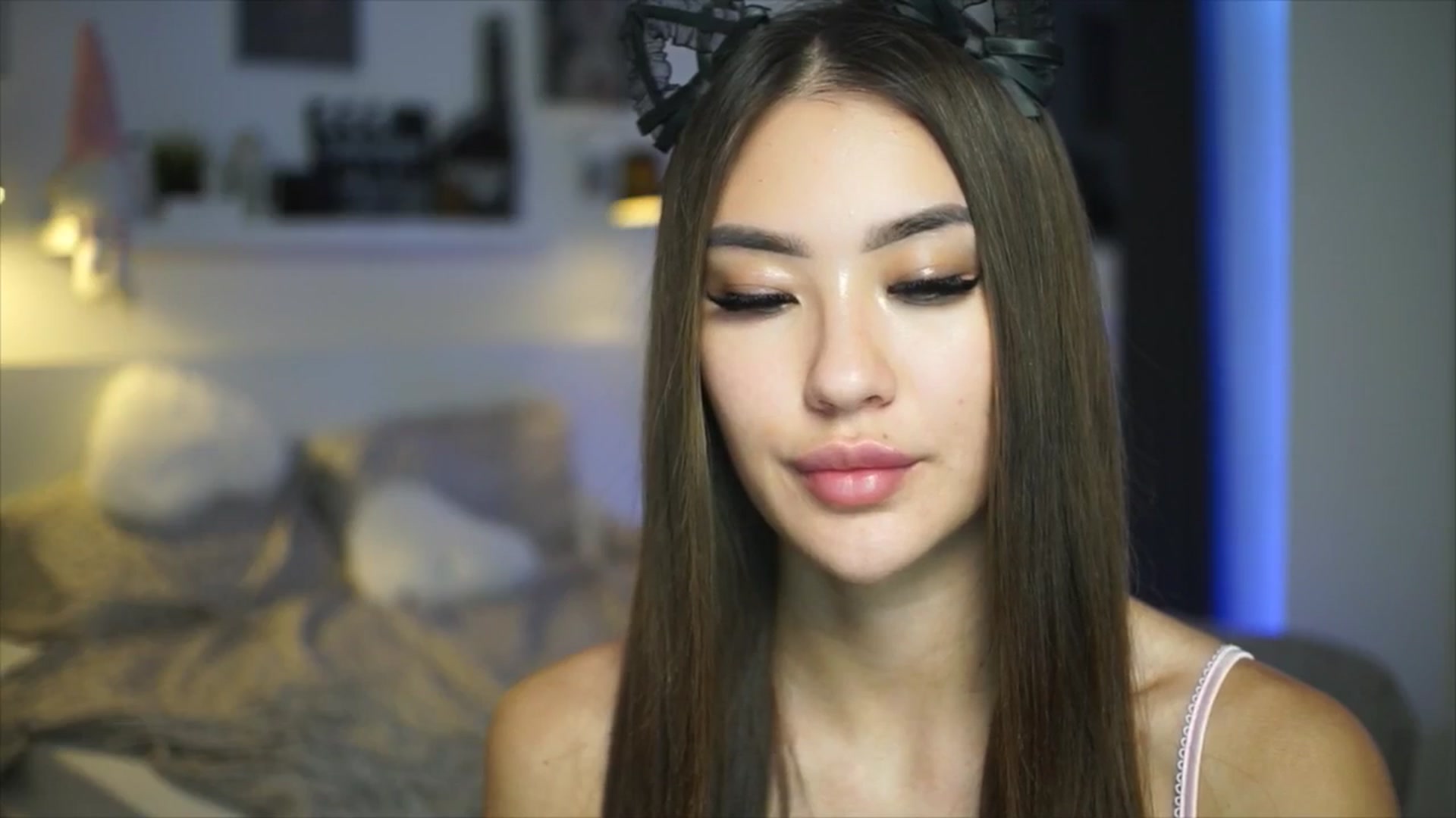 Gallery image thumbnail from SimpleMai's myfreecams stream on, 04/18/2026, 18:36 image 20 of 20