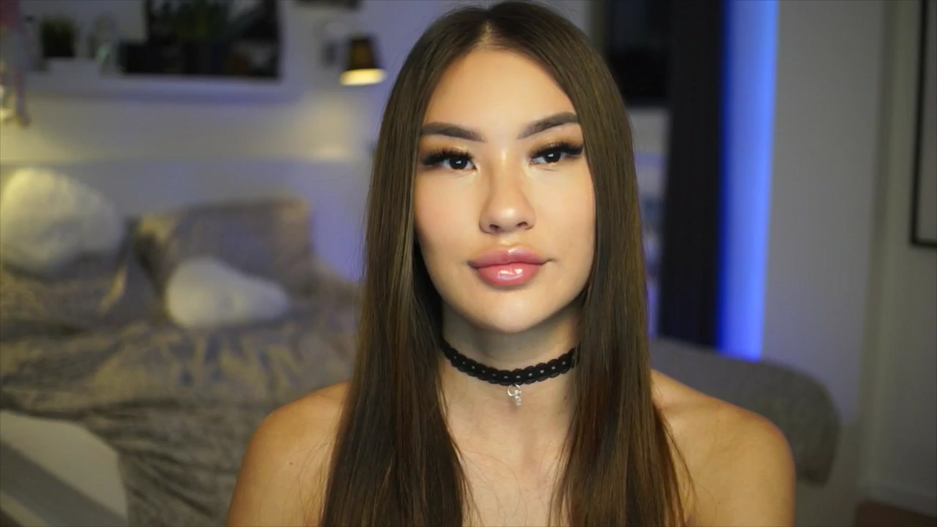 Gallery image thumbnail from SimpleMai's myfreecams stream on, 04/19/2026, 18:49 image 2 of 20