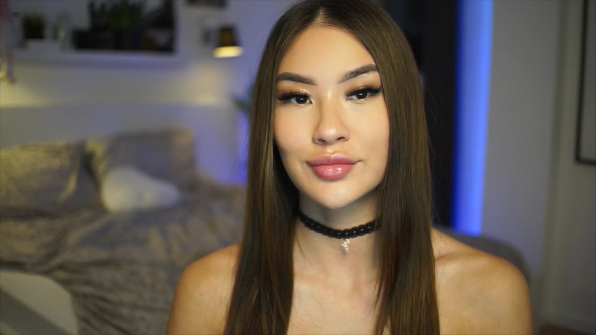 Gallery image thumbnail from SimpleMai's myfreecams stream on, 04/19/2026, 18:49 image 8 of 20