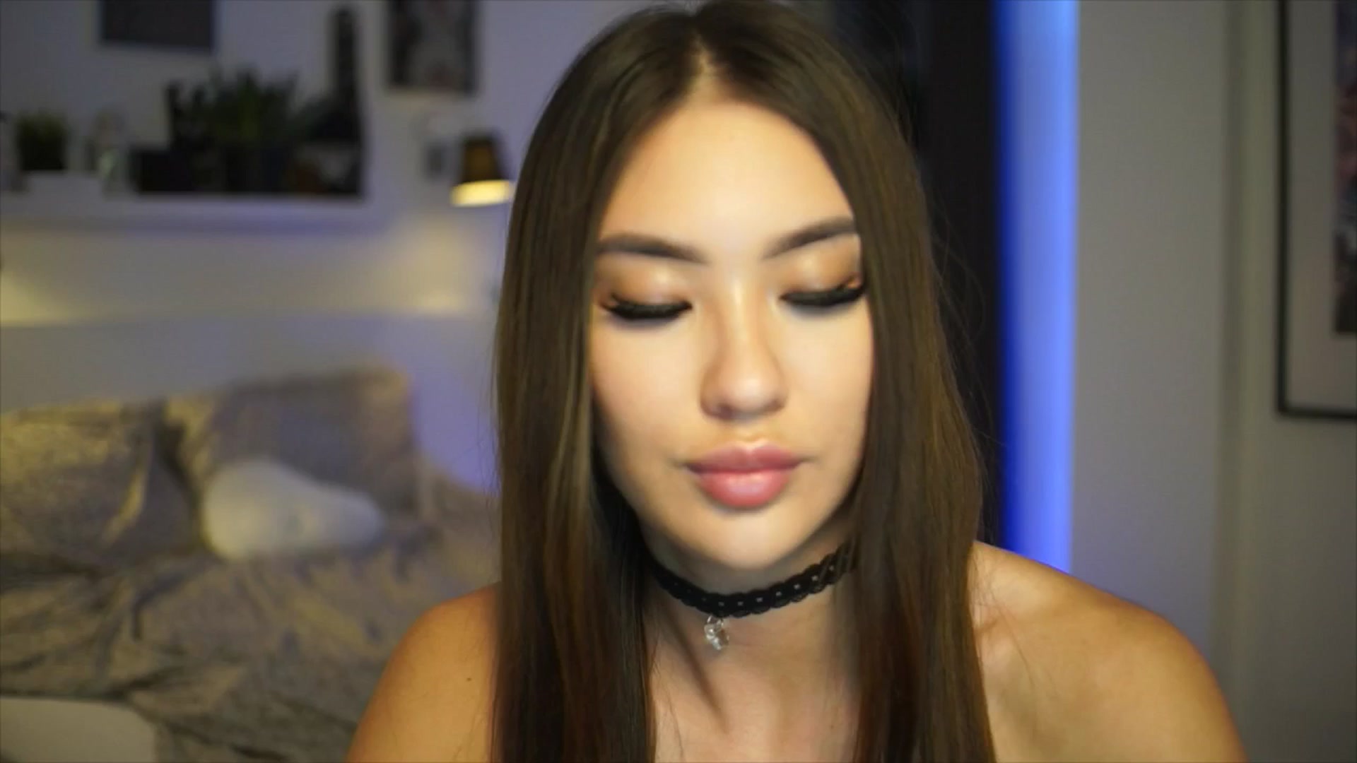 Gallery image thumbnail from SimpleMai's myfreecams stream on, 04/19/2026, 20:37 image 15 of 20