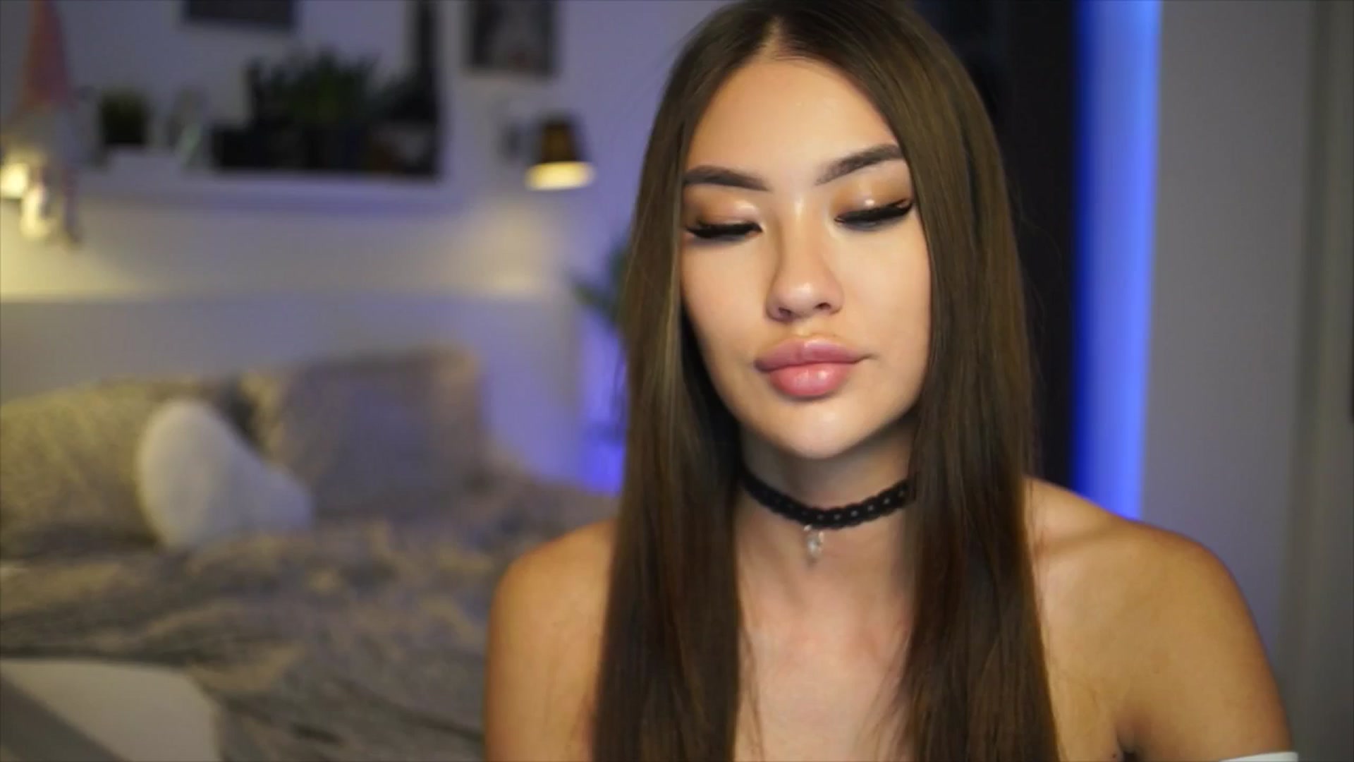 Gallery image thumbnail from SimpleMai's myfreecams stream on, 04/19/2026, 21:59 image 4 of 20