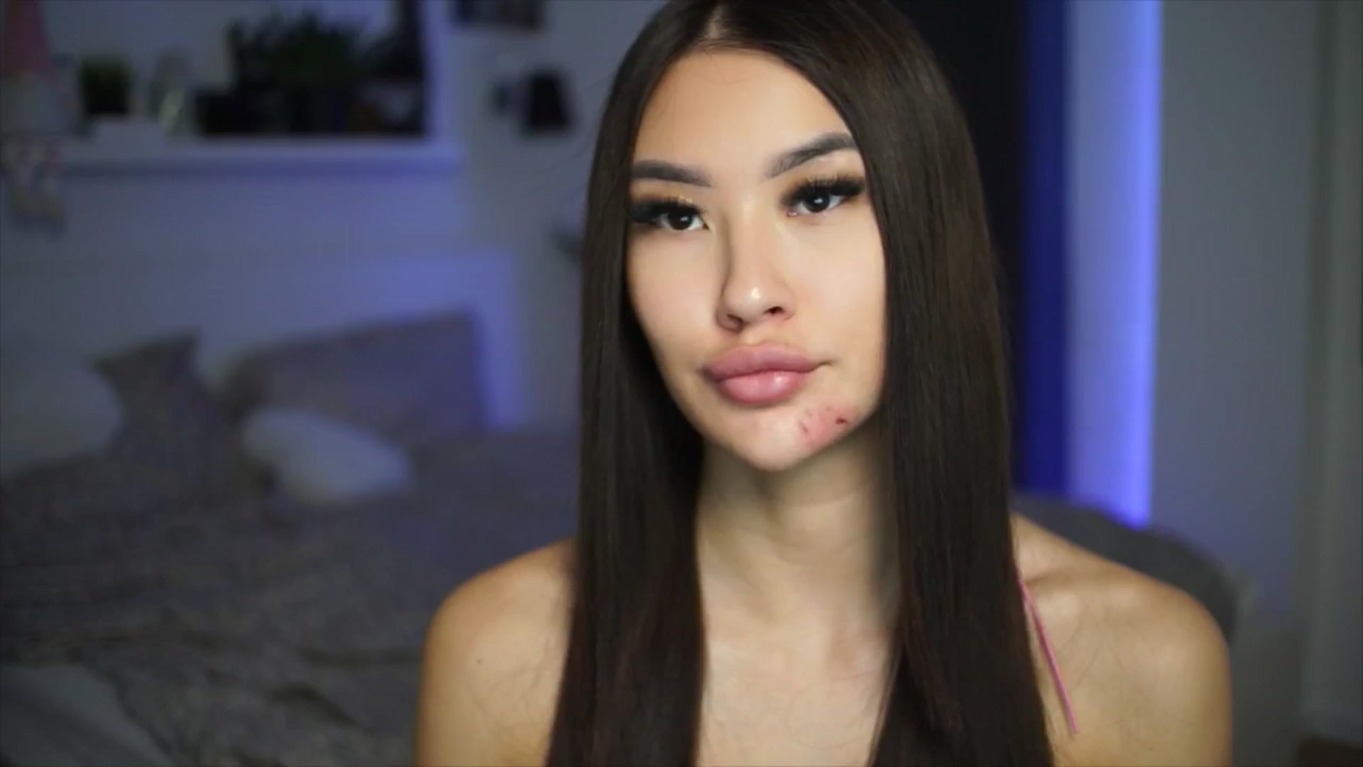 Gallery image thumbnail from SimpleMai's myfreecams stream on, 04/26/2026, 18:09 image 8 of 20