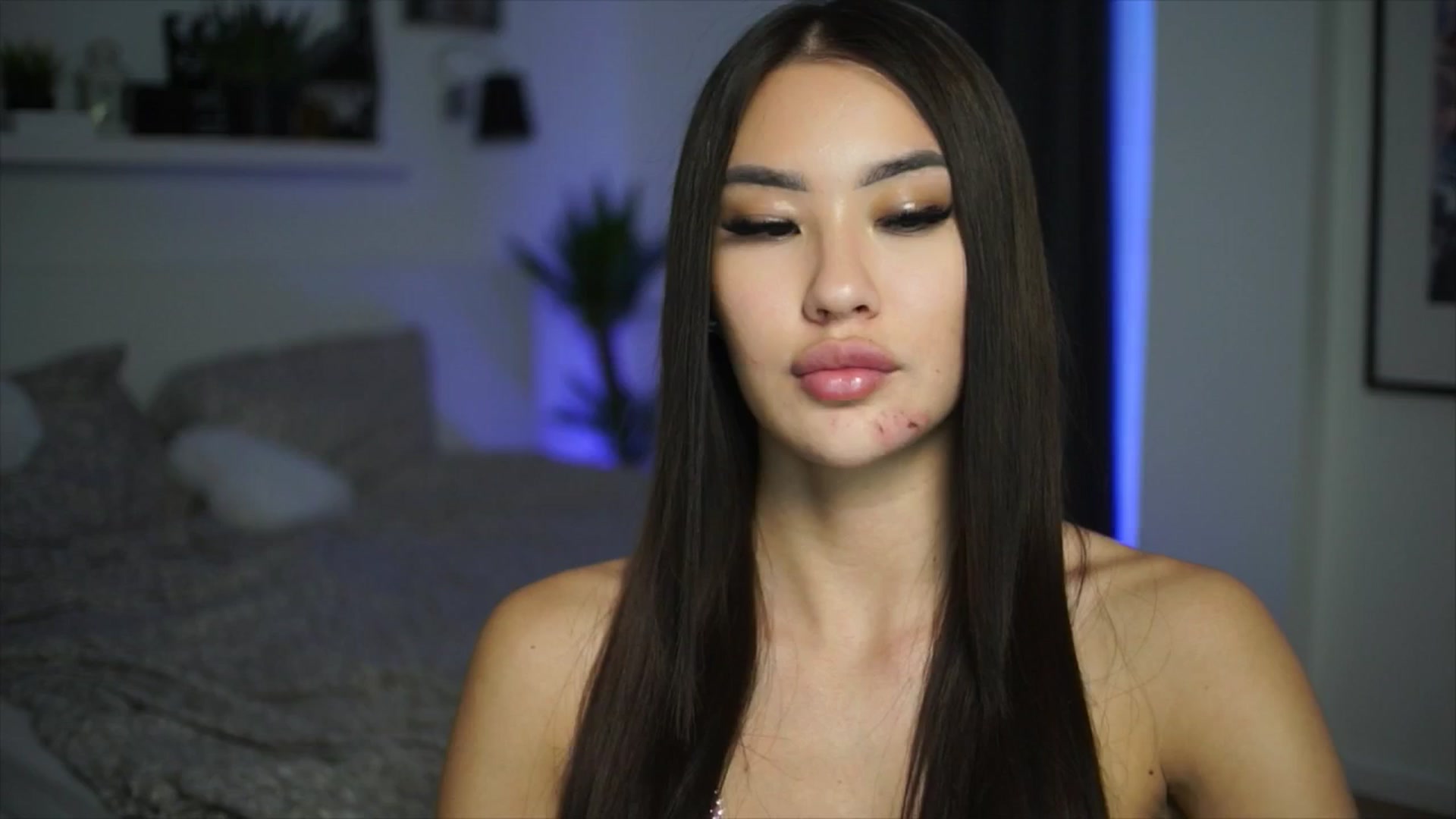 Gallery image thumbnail from SimpleMai's myfreecams stream on, 04/26/2026, 21:08 image 5 of 20