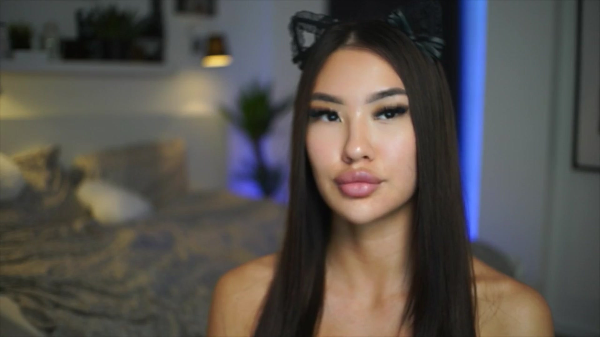 Gallery image thumbnail from SimpleMai's myfreecams stream on, 04/28/2026, 18:18 image 8 of 20