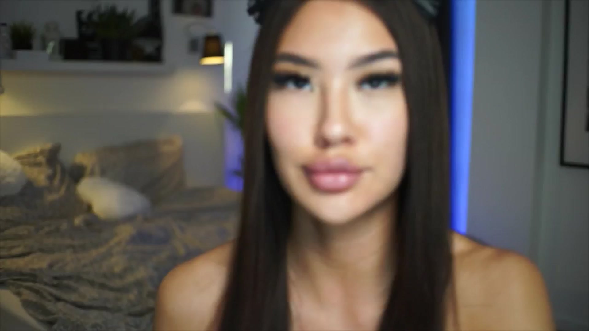 Gallery image thumbnail from SimpleMai's myfreecams stream on, 04/28/2026, 18:18 image 1 of 20