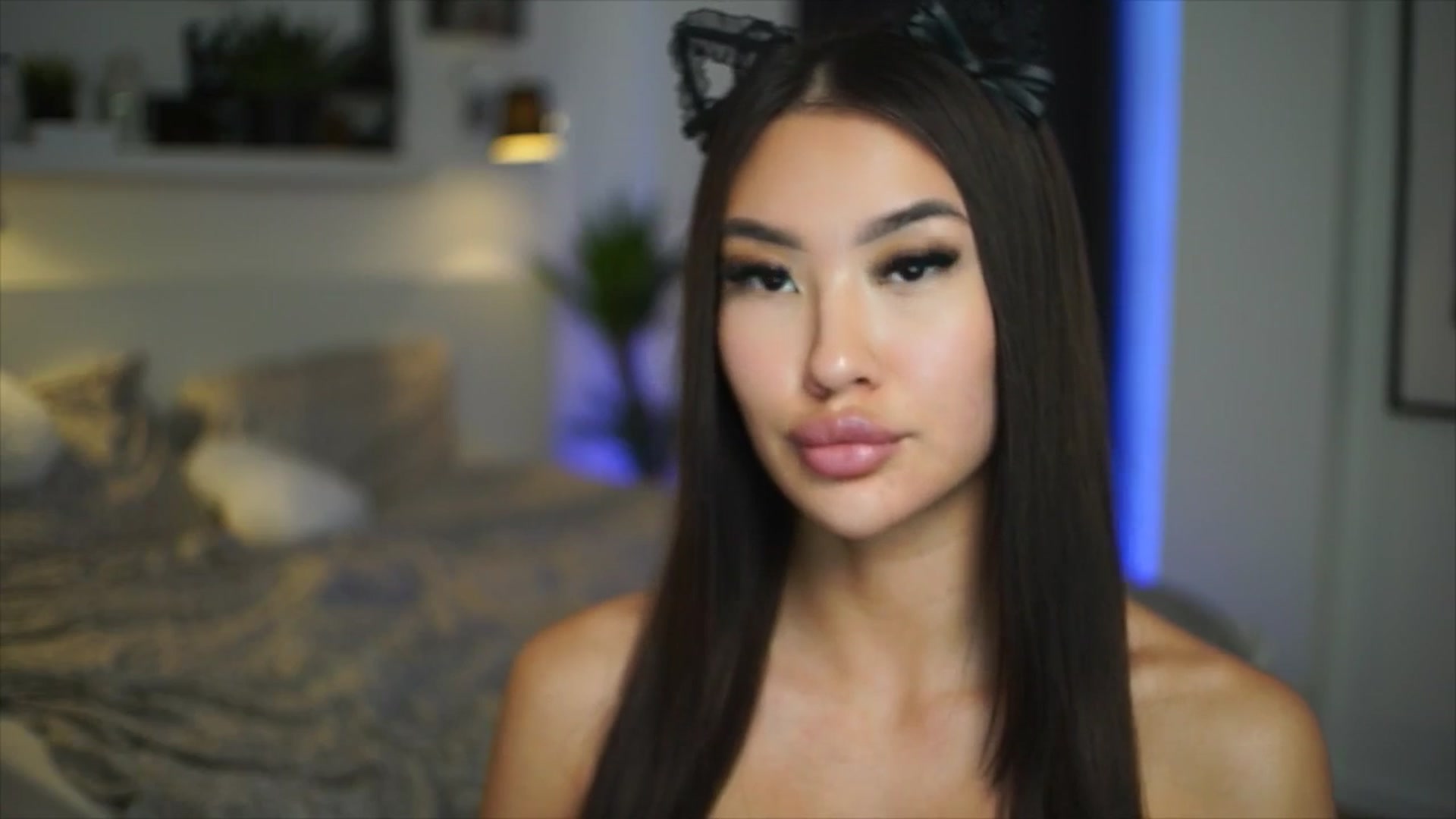 Gallery image thumbnail from SimpleMai's myfreecams stream on, 04/28/2026, 18:18 image 5 of 20